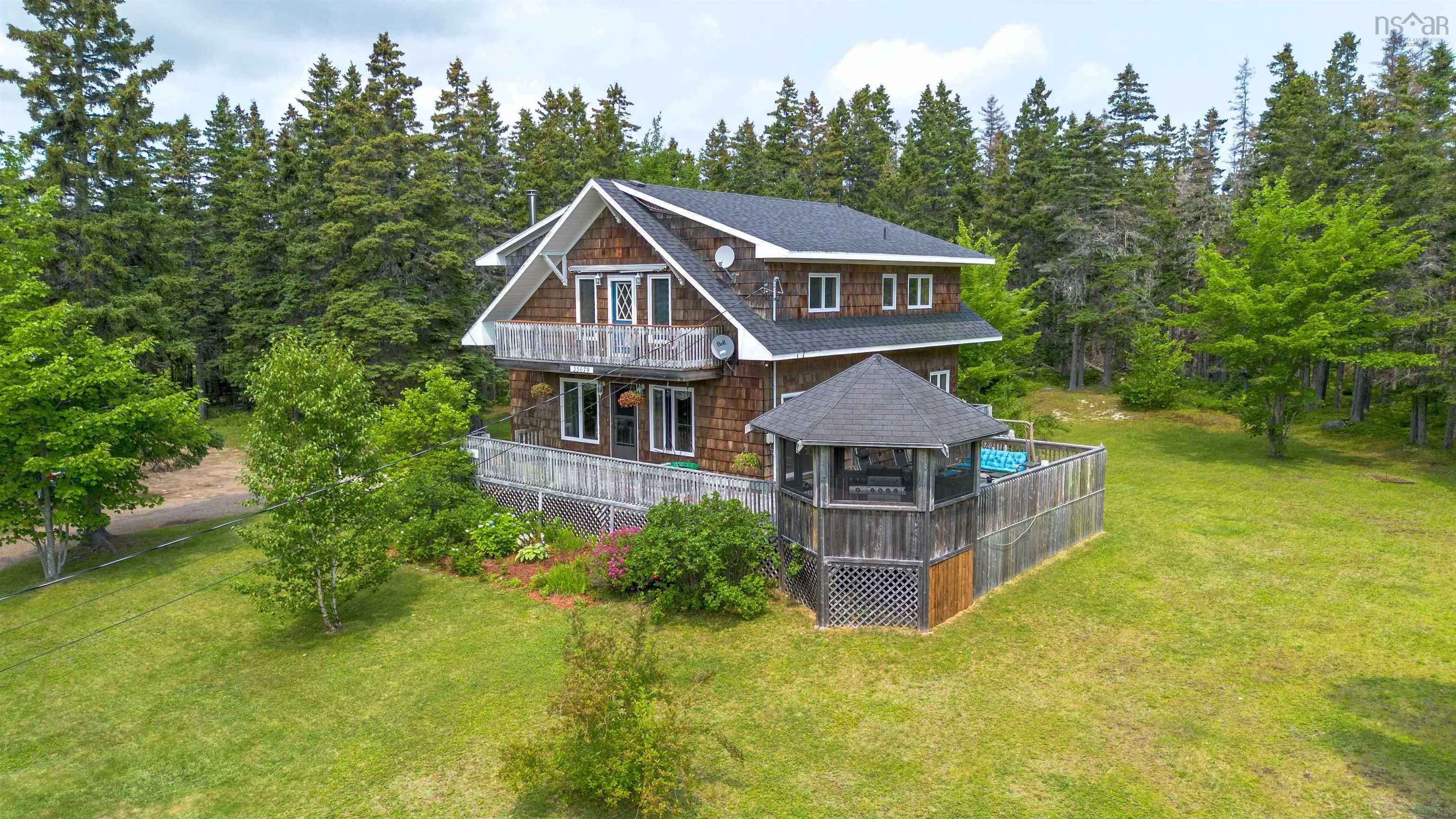 35679 Cabot Trail, Ingonish, NS B0C 1K0, 4 Bedrooms Bedrooms, ,2 BathroomsBathrooms,Residential,For Sale,Cabot,202518962