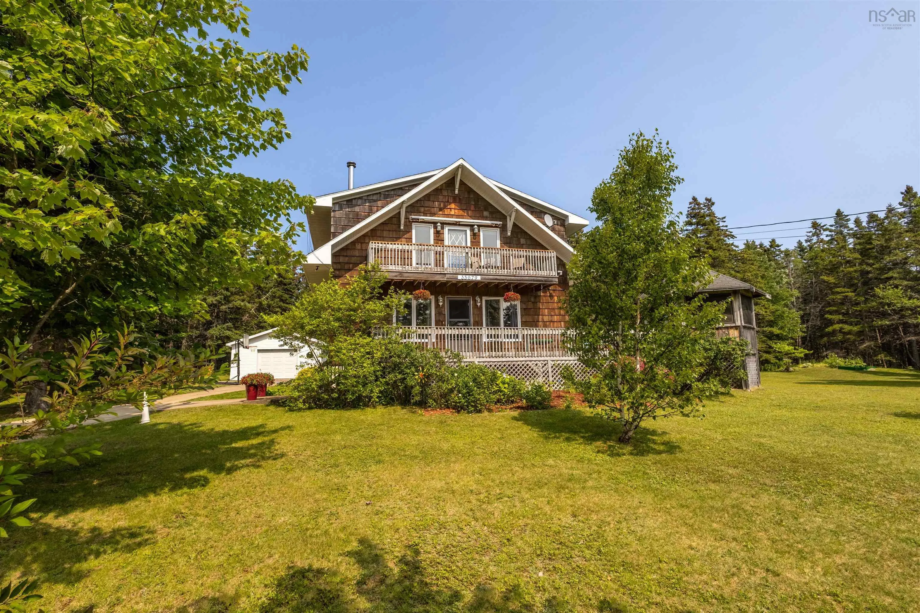 35679 Cabot Trail, Ingonish, NS B0C 1K0, 4 Bedrooms Bedrooms, ,2 BathroomsBathrooms,Residential,For Sale,Cabot,202518962