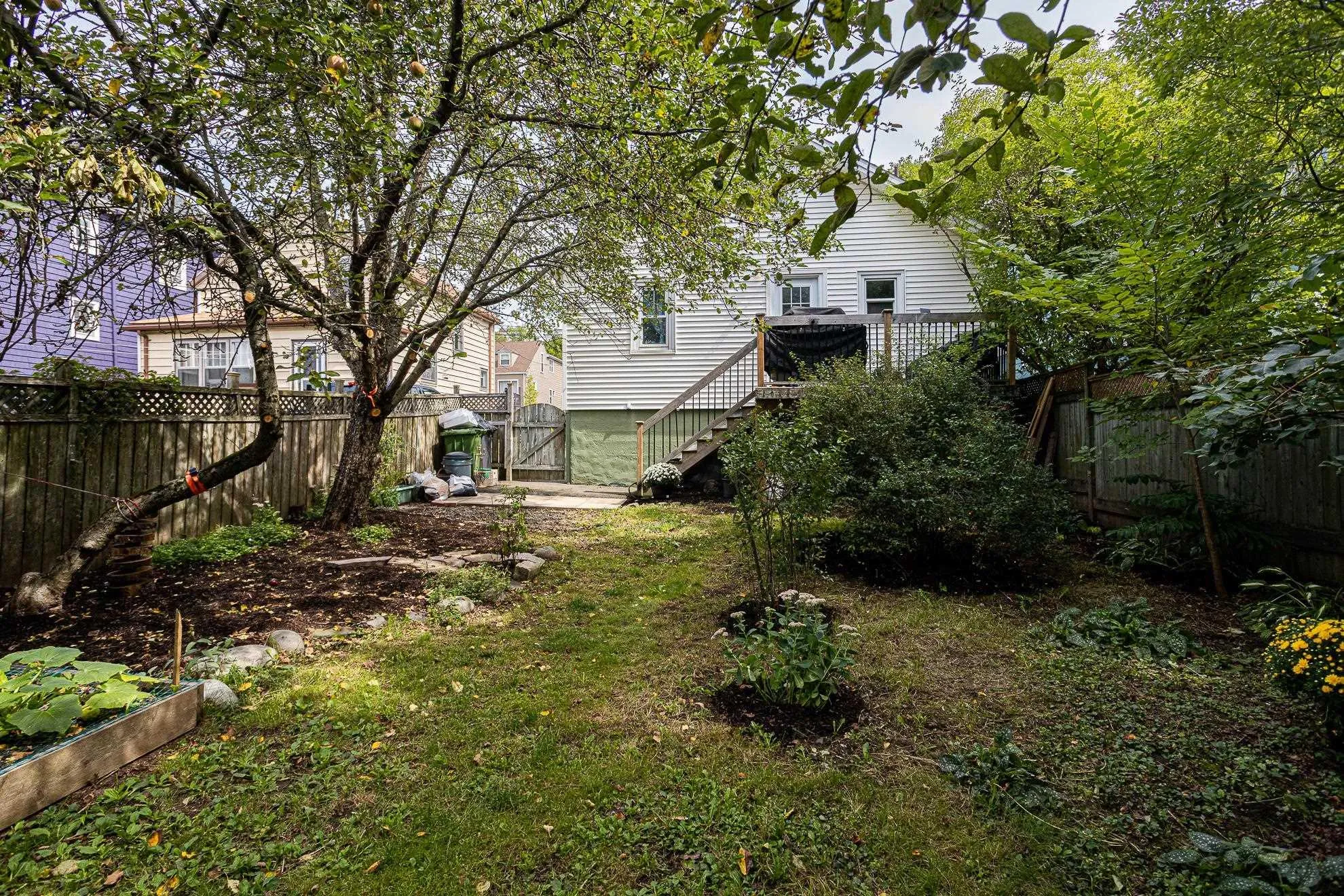 2578 Poplar Street, Halifax, NS B3L 2Y8, 2 Bedrooms Bedrooms, ,1 BathroomBathrooms,Residential,For Sale,Poplar,202523031