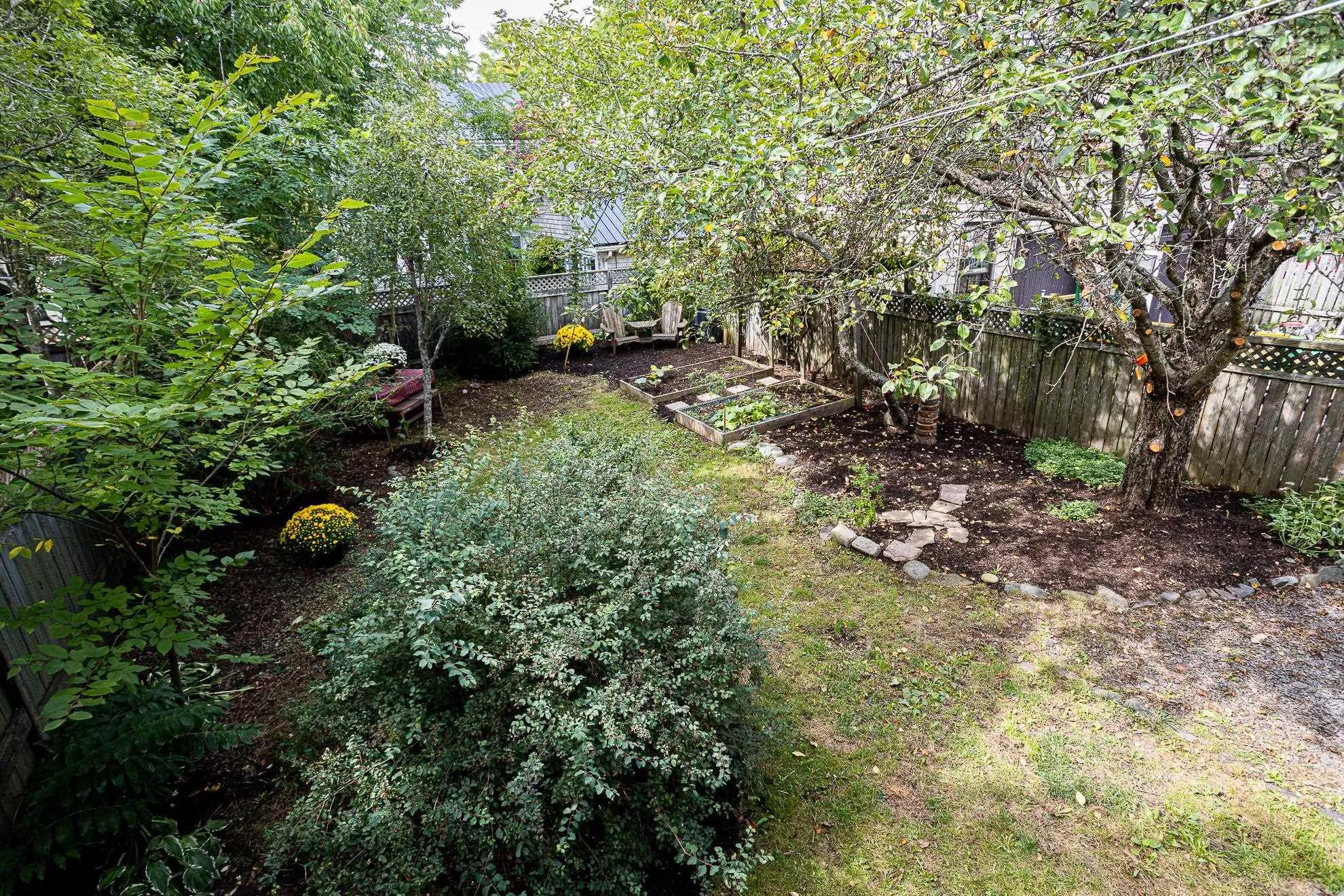 2578 Poplar Street, Halifax, NS B3L 2Y8, 2 Bedrooms Bedrooms, ,1 BathroomBathrooms,Residential,For Sale,Poplar,202523031