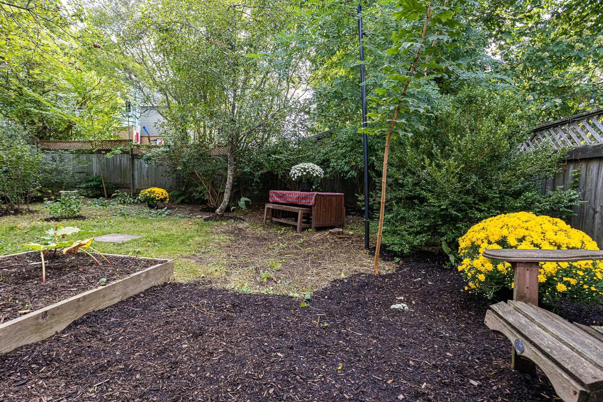 2578 Poplar Street, Halifax, NS B3L 2Y8, 2 Bedrooms Bedrooms, ,1 BathroomBathrooms,Residential,For Sale,Poplar,202523031