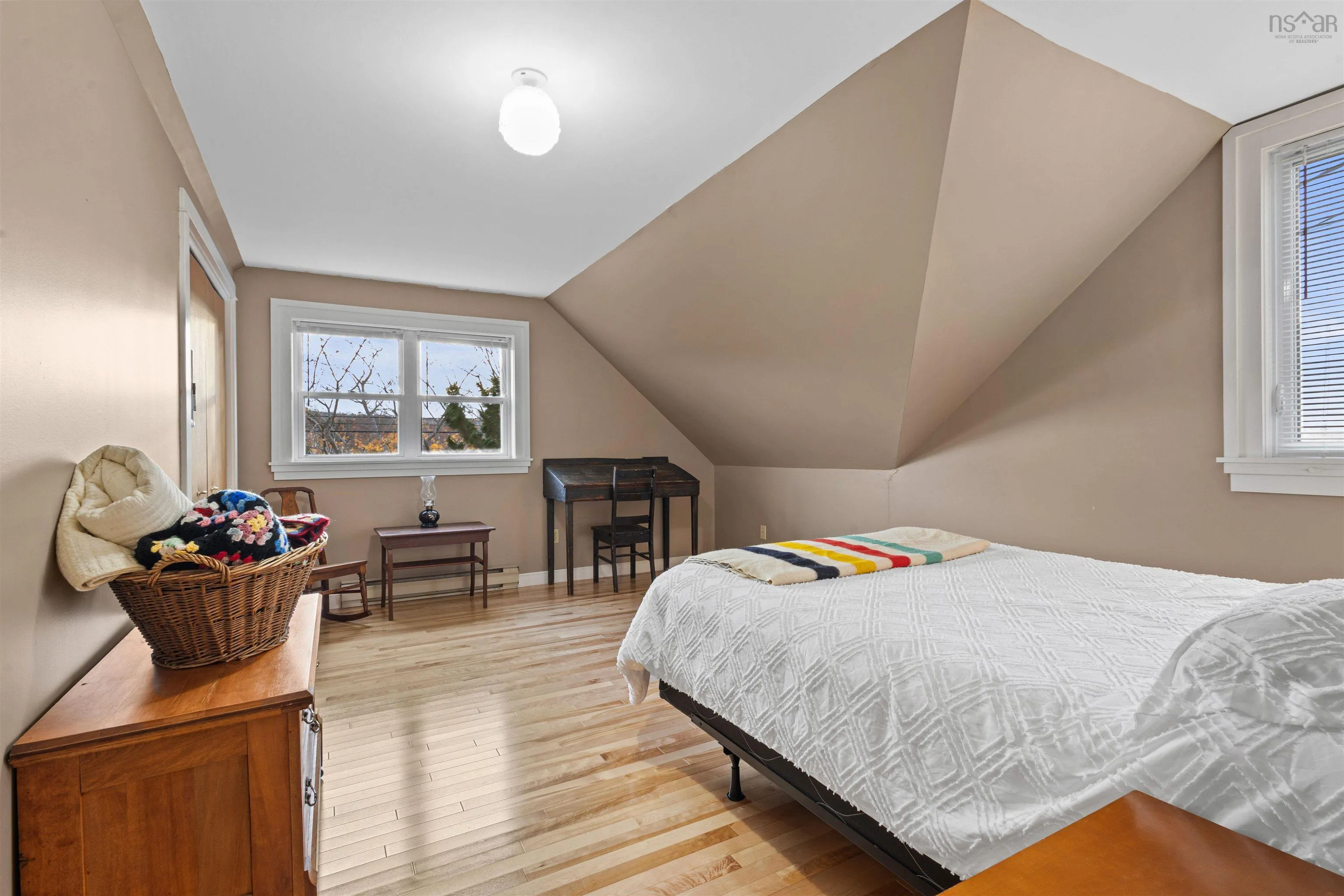 12571 Highway 1, Avonport, NS B0P 1P0, 4 Bedrooms Bedrooms, ,3 BathroomsBathrooms,Residential,For Sale,Highway 1,202523312