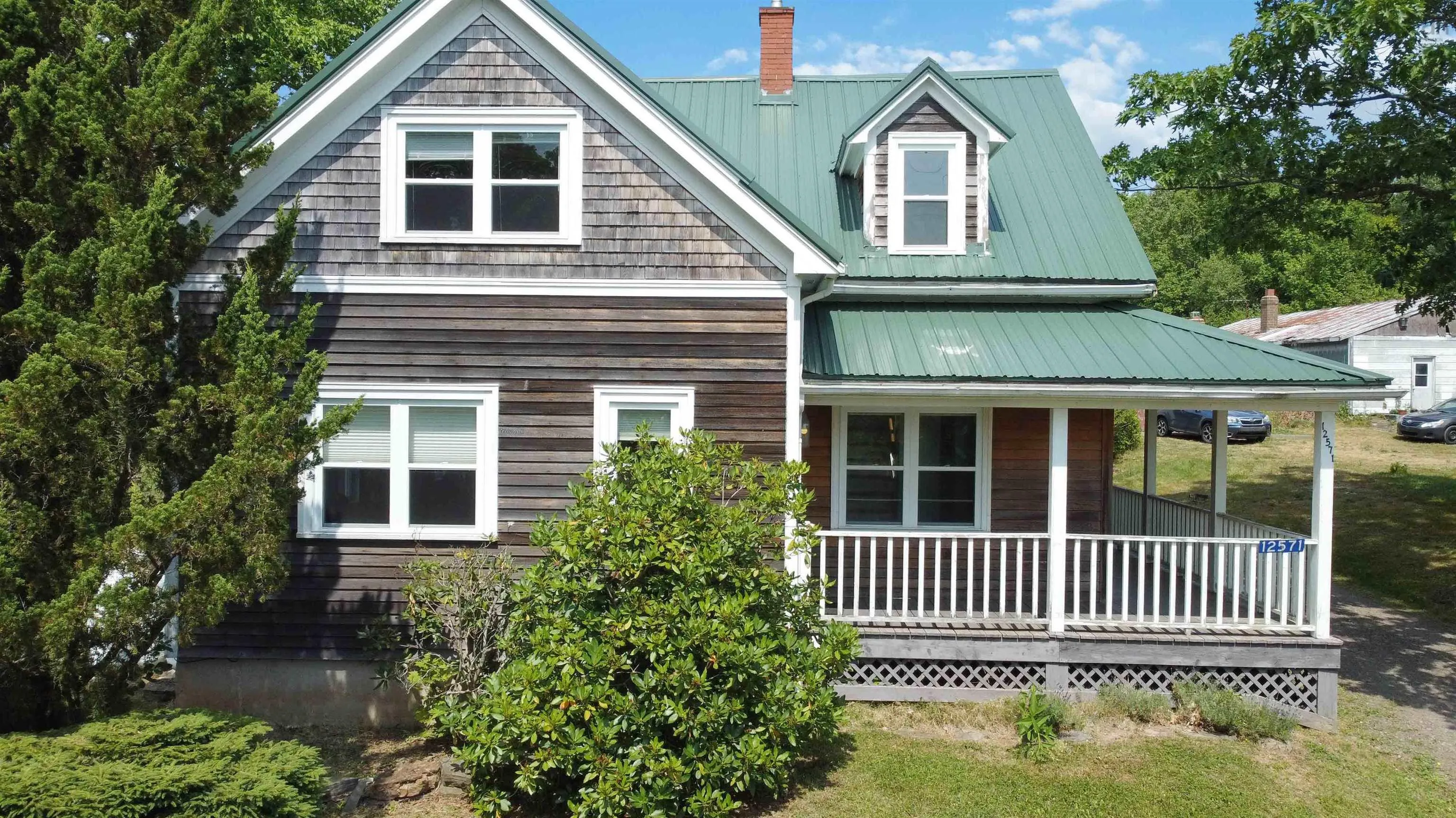 12571 Highway 1, Avonport, NS B0P 1P0, 4 Bedrooms Bedrooms, ,3 BathroomsBathrooms,Residential,For Sale,Highway 1,202523312