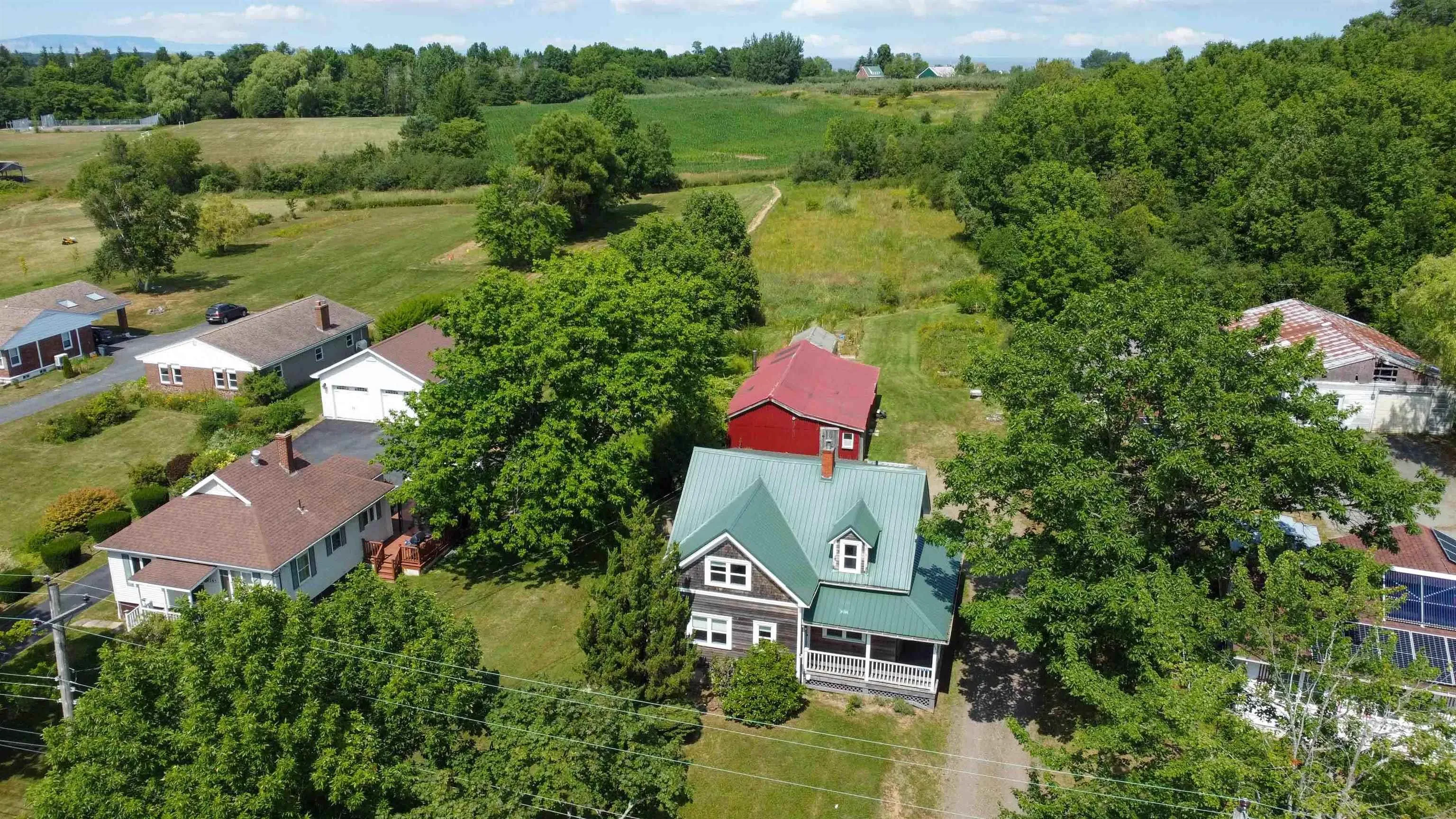 12571 Highway 1, Avonport, NS B0P 1P0, 4 Bedrooms Bedrooms, ,3 BathroomsBathrooms,Residential,For Sale,Highway 1,202523312