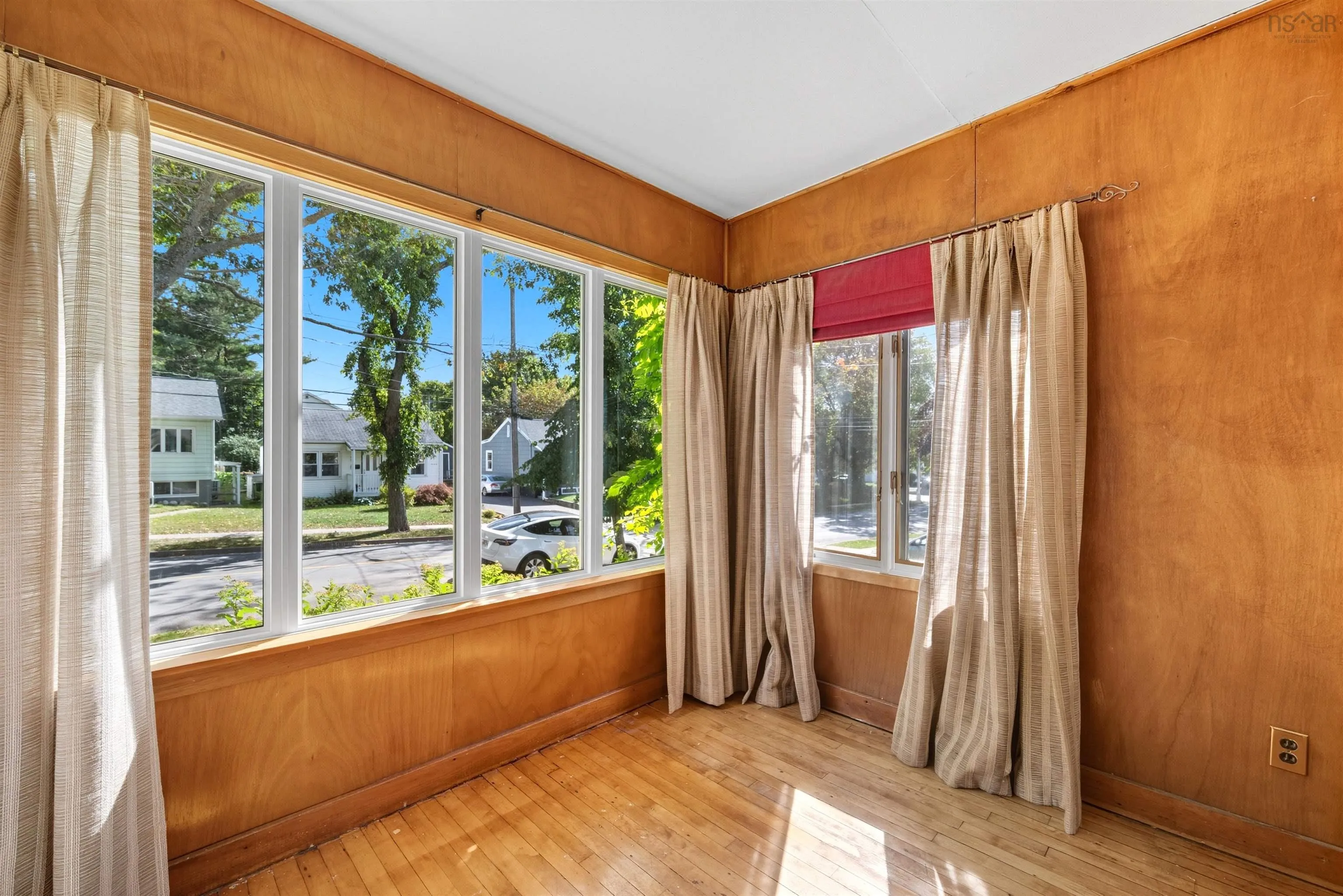 6561 Almon Street, Halifax, NS B3L 1V9, 3 Bedrooms Bedrooms, ,1 BathroomBathrooms,Residential,For Sale,Almon,202524360