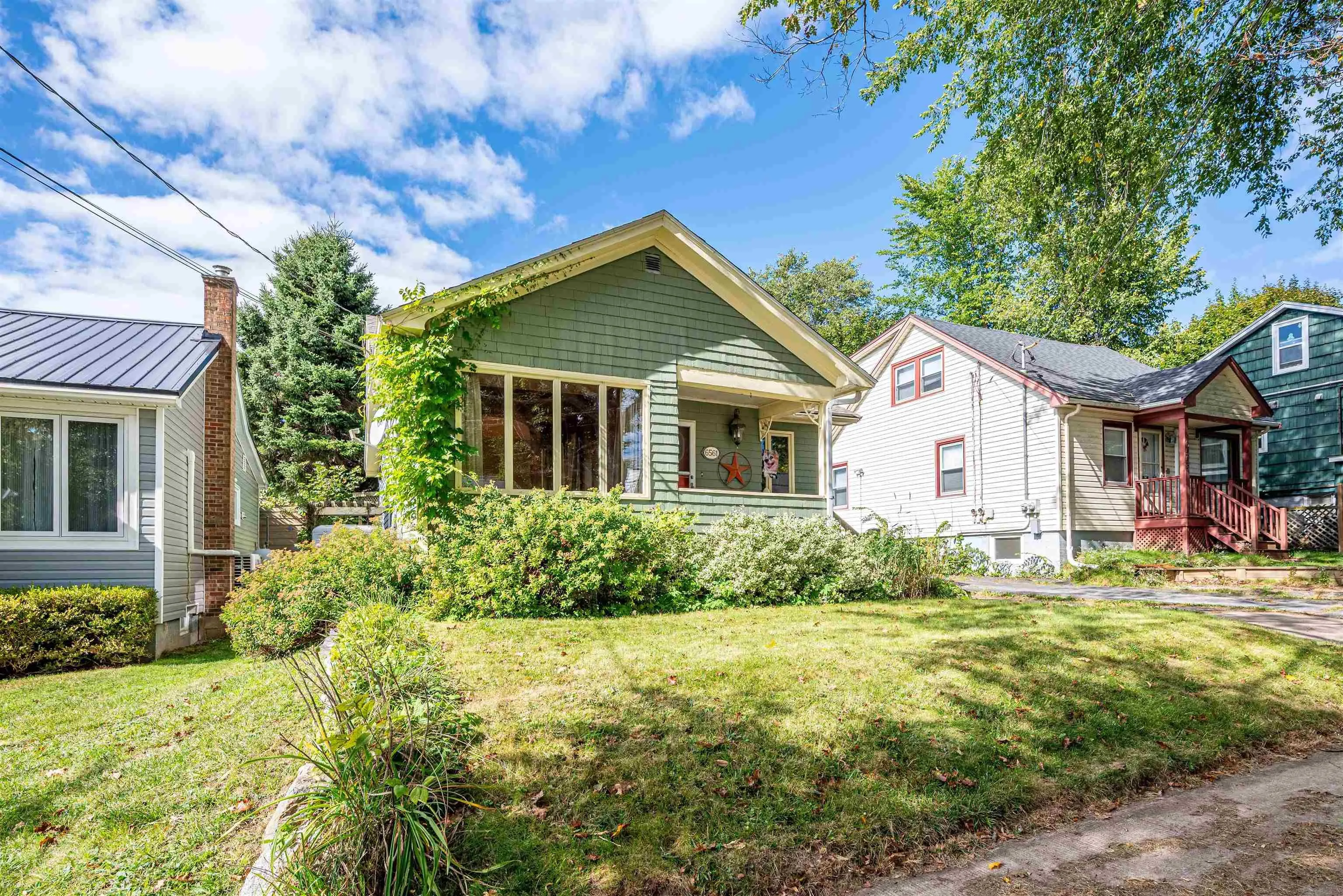 6561 Almon Street, Halifax, NS B3L 1V9, 3 Bedrooms Bedrooms, ,1 BathroomBathrooms,Residential,For Sale,Almon,202524360