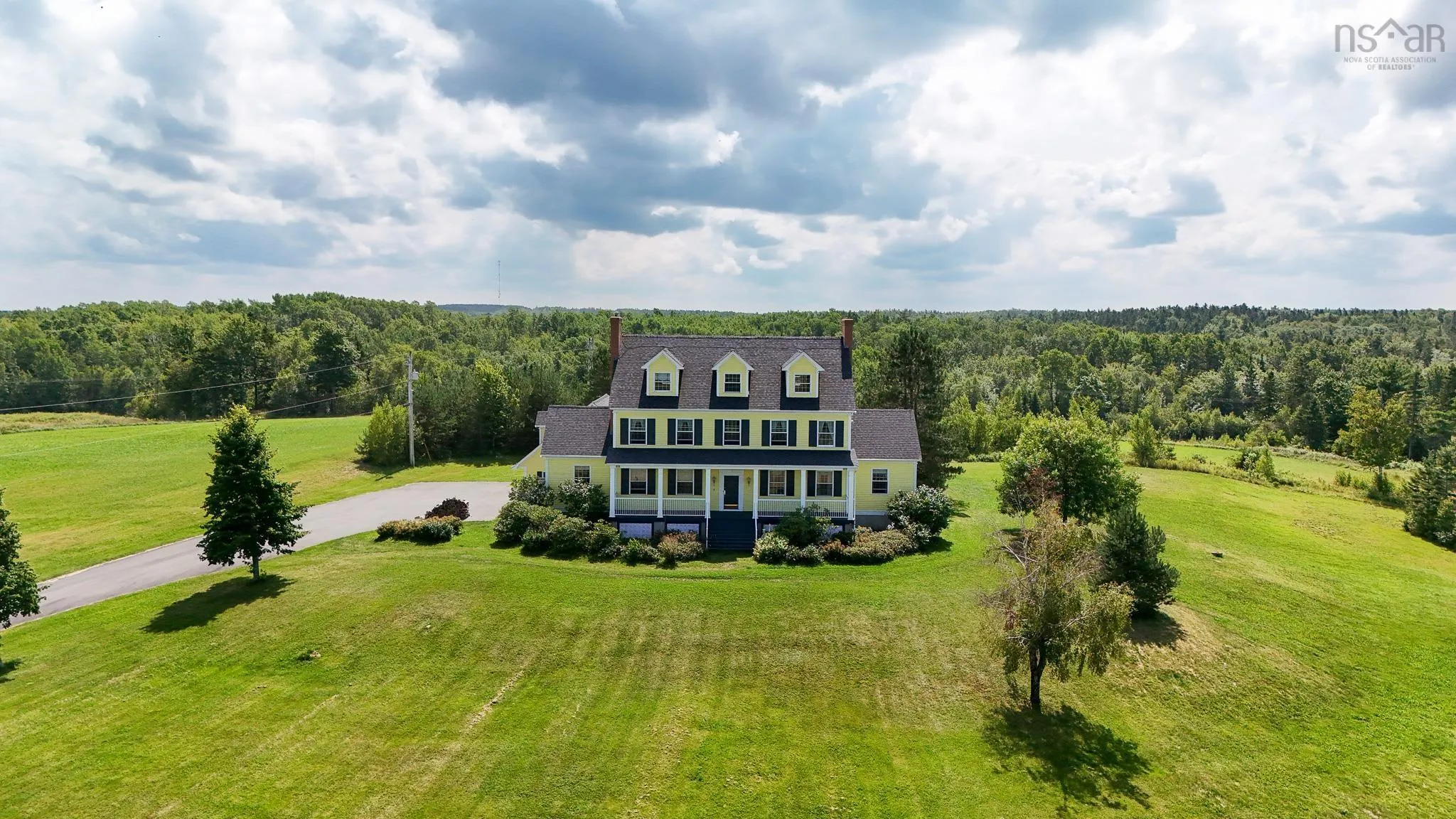 1155 Grand Pre Road, Wallbrook Ns B4p 2r3, 5 Bedrooms Bedrooms, ,5 BathroomsBathrooms,Farm,For Sale,Grand Pre,202419925