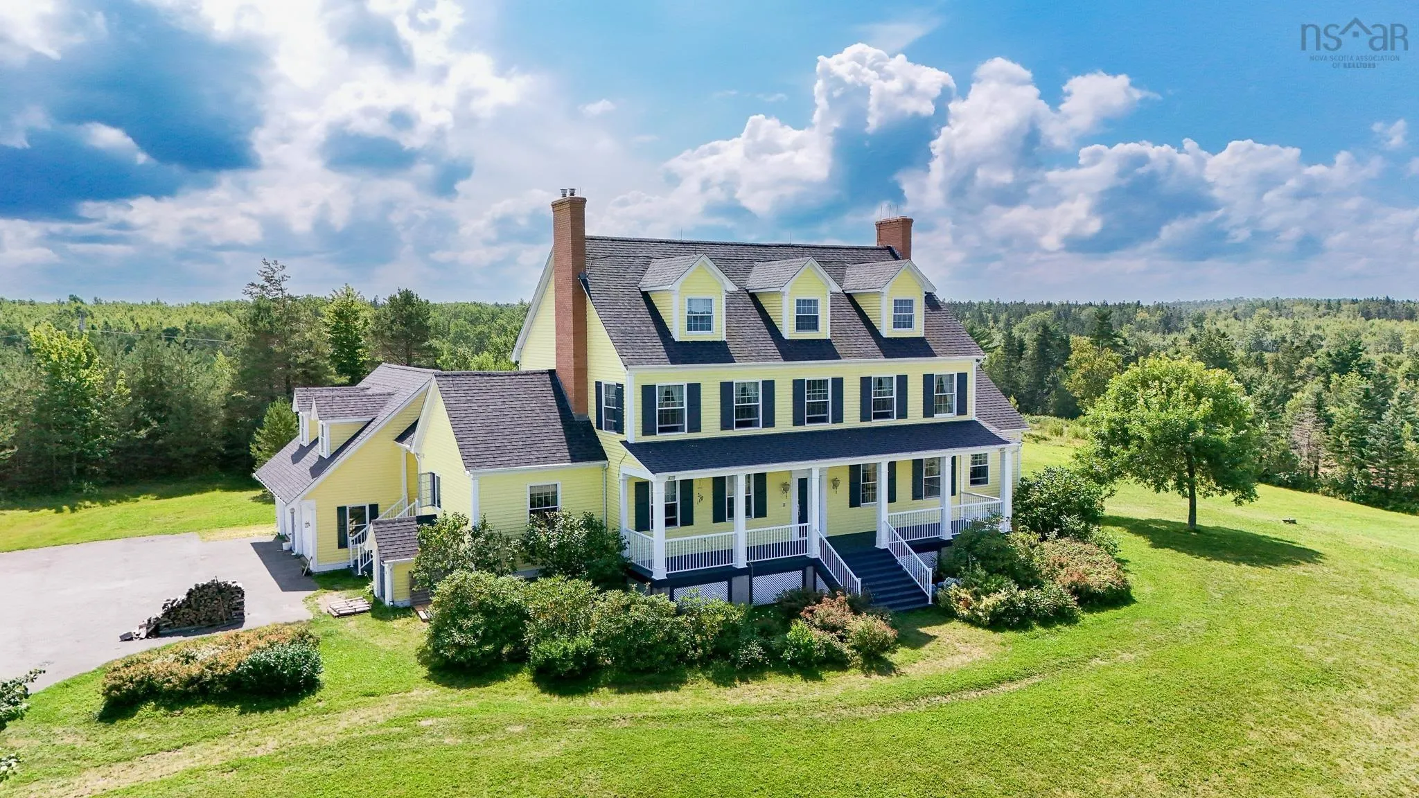 1155 Grand Pre Road, Wallbrook Ns B4p 2r3, 5 Bedrooms Bedrooms, ,5 BathroomsBathrooms,Farm,For Sale,Grand Pre,202419925