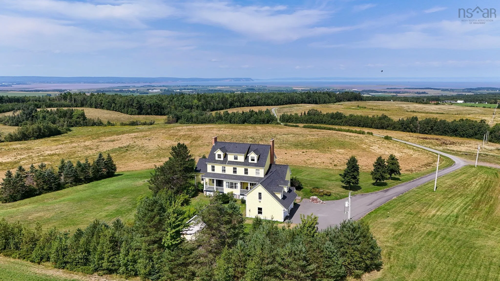 1155 Grand Pre Road, Wallbrook Ns B4p 2r3, 5 Bedrooms Bedrooms, ,5 BathroomsBathrooms,Farm,For Sale,Grand Pre,202419925