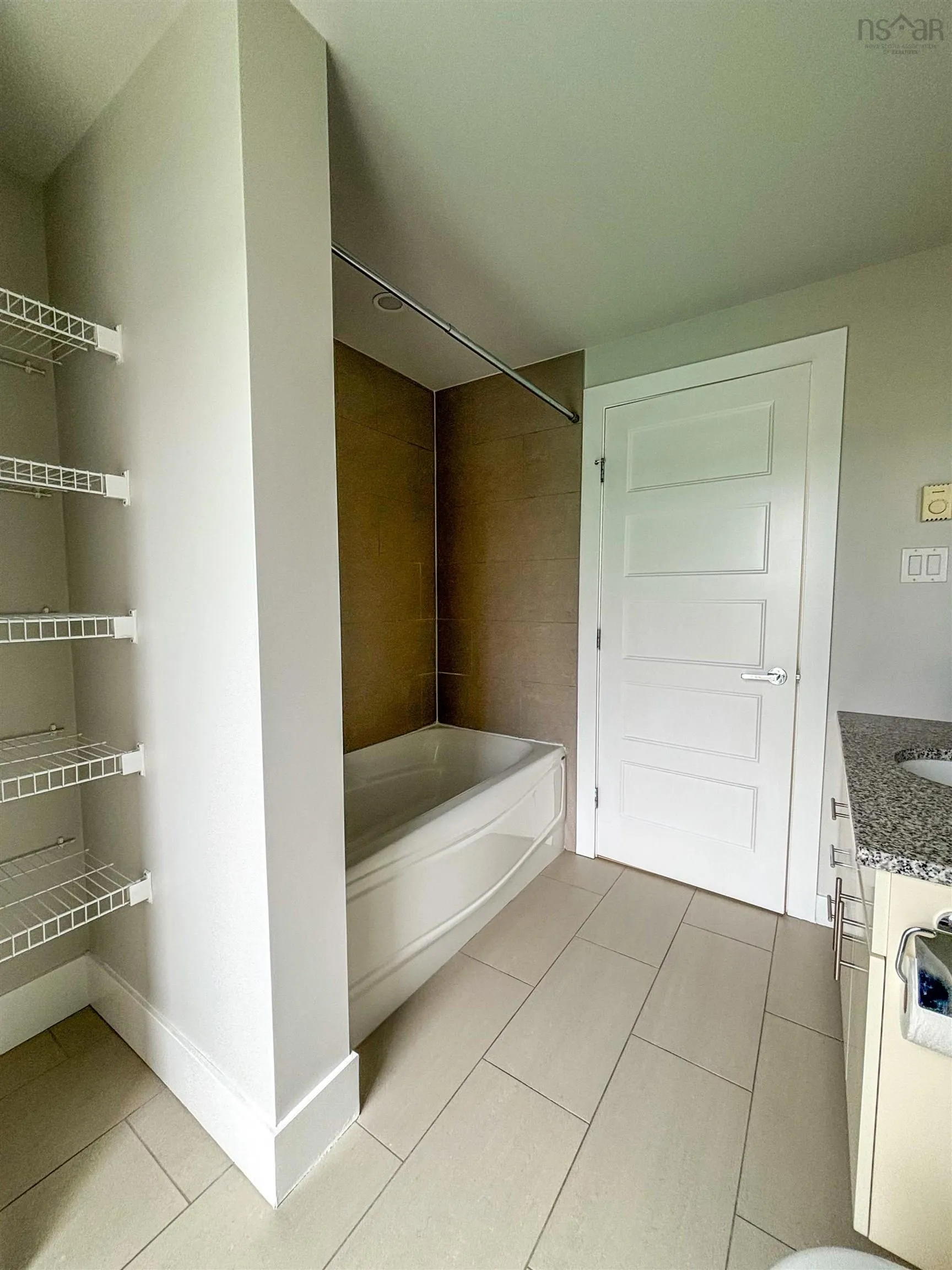 501-15 Kings Wharf Place, Dartmouth, NS B2Y 0C2, 2 Bedrooms Bedrooms, ,2 BathroomsBathrooms,Residential,For Sale,Kings Wharf,202518342