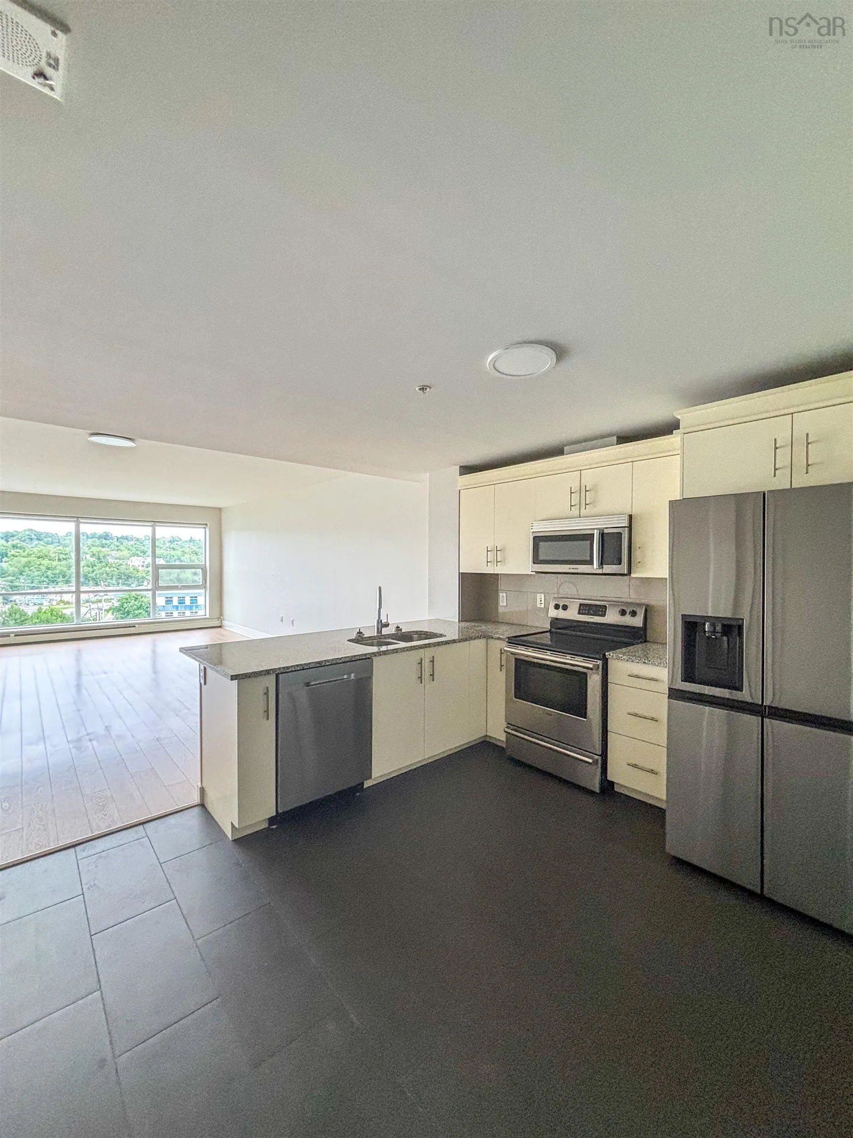 501-15 Kings Wharf Place, Dartmouth, NS B2Y 0C2, 2 Bedrooms Bedrooms, ,2 BathroomsBathrooms,Residential,For Sale,Kings Wharf,202518342