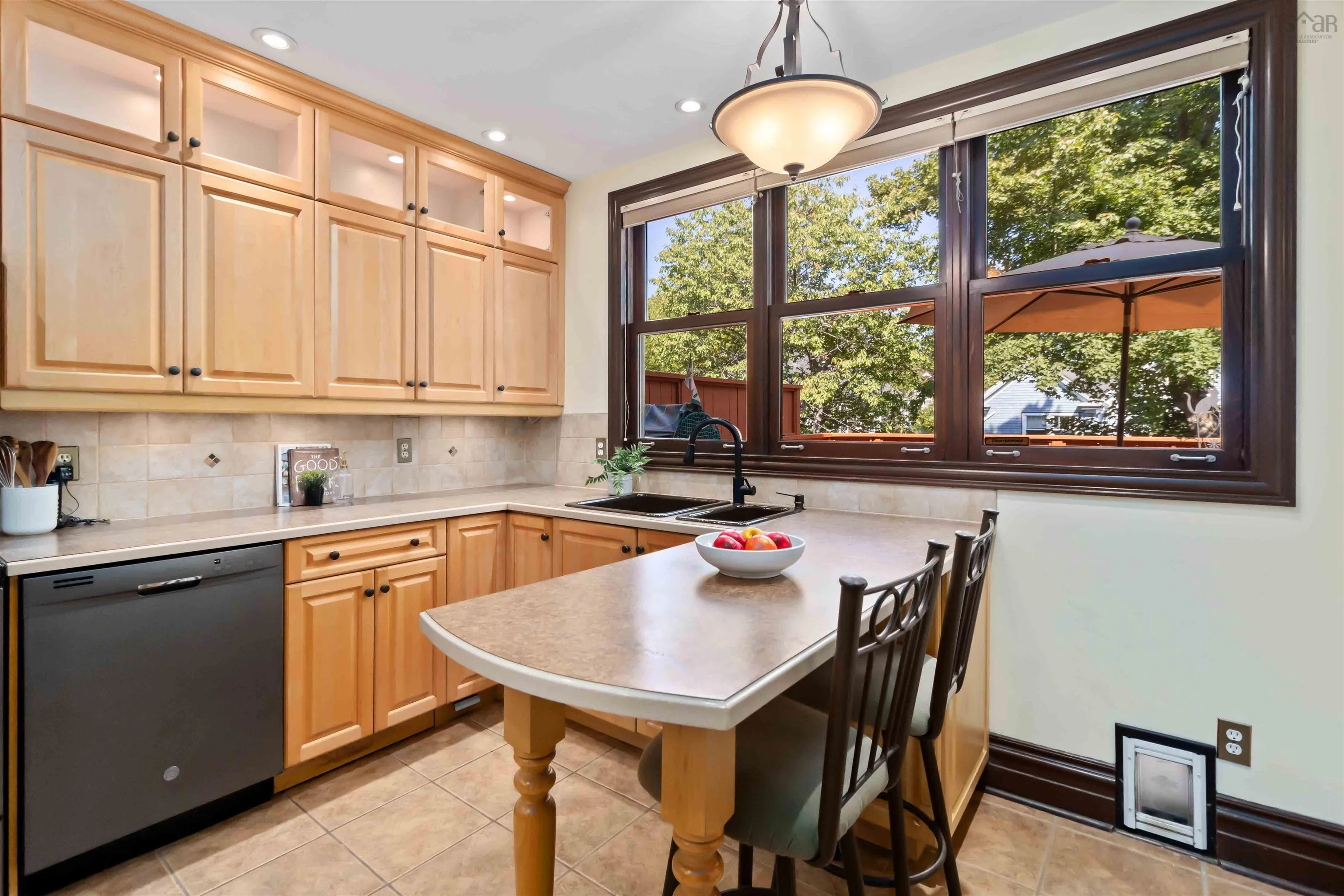 1589 Henry Street, Halifax, NS B3H 3K2, 4 Bedrooms Bedrooms, ,3 BathroomsBathrooms,Residential,For Sale,Henry,202522311