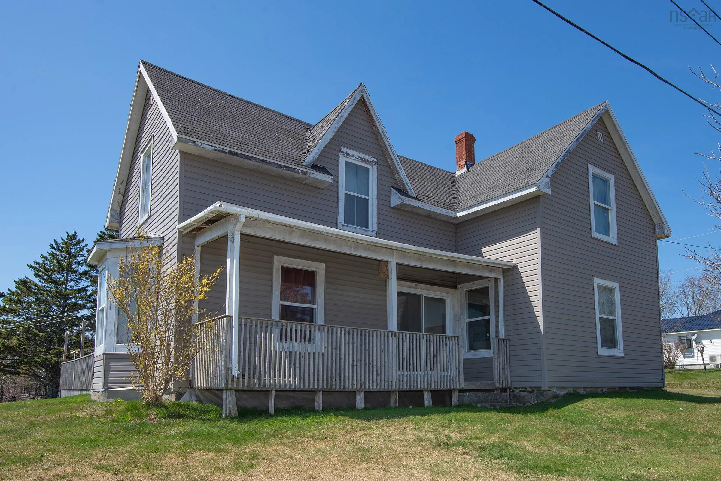 5 Strickland Road, Yarmouth Ns B5a 5a6, 4 Bedrooms Bedrooms, ,1 BathroomBathrooms,Residential,For Sale,Strickland,202509077
