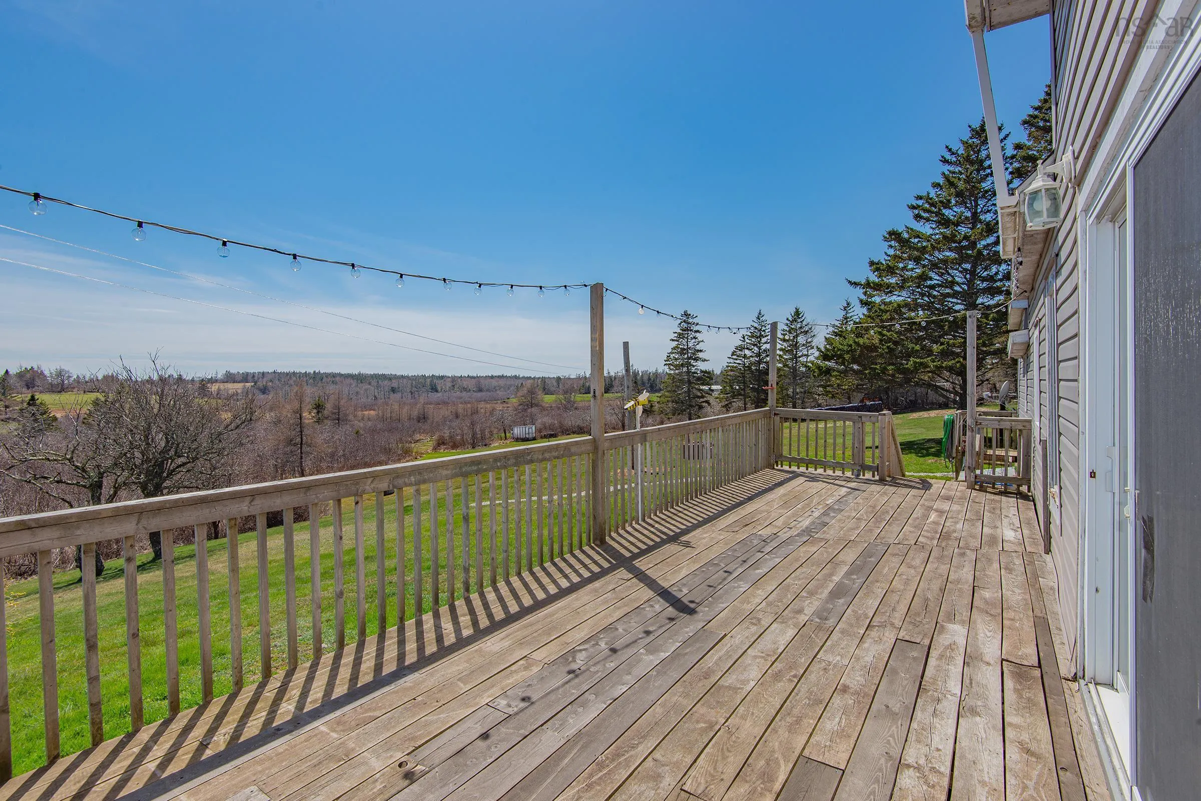 5 Strickland Road, Yarmouth Ns B5a 5a6, 4 Bedrooms Bedrooms, ,1 BathroomBathrooms,Residential,For Sale,Strickland,202509077