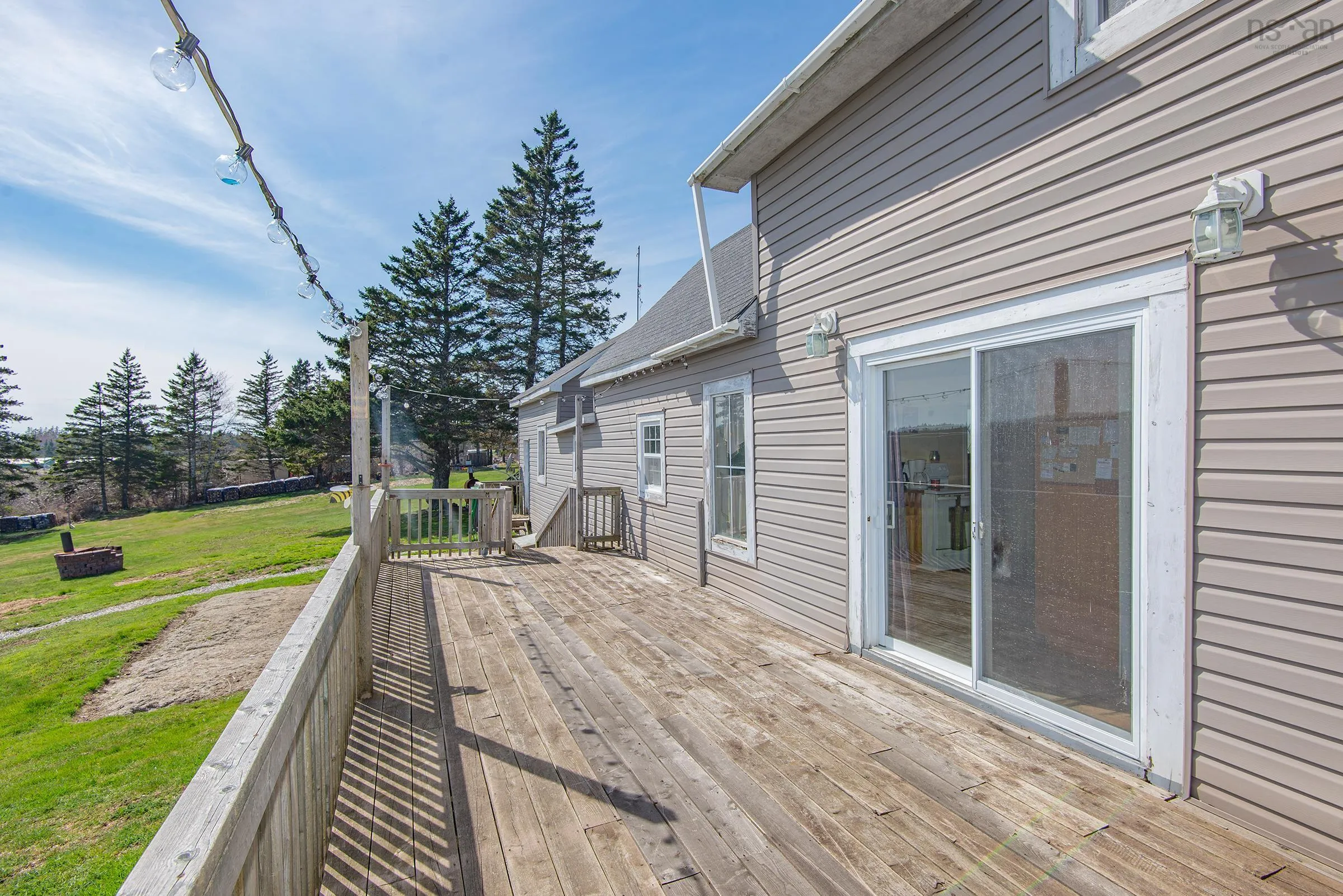 5 Strickland Road, Yarmouth Ns B5a 5a6, 4 Bedrooms Bedrooms, ,1 BathroomBathrooms,Residential,For Sale,Strickland,202509077