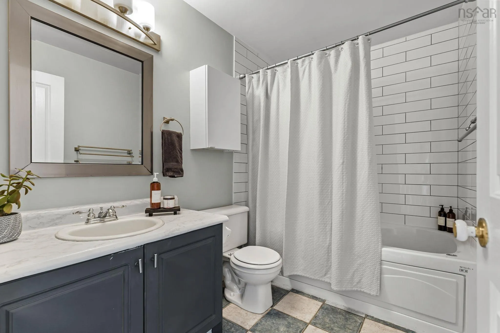 15 Peverill Court, Bedford, NS B4A 4G4, 3 Bedrooms Bedrooms, ,2 BathroomsBathrooms,Residential,For Sale,Peverill,202525058