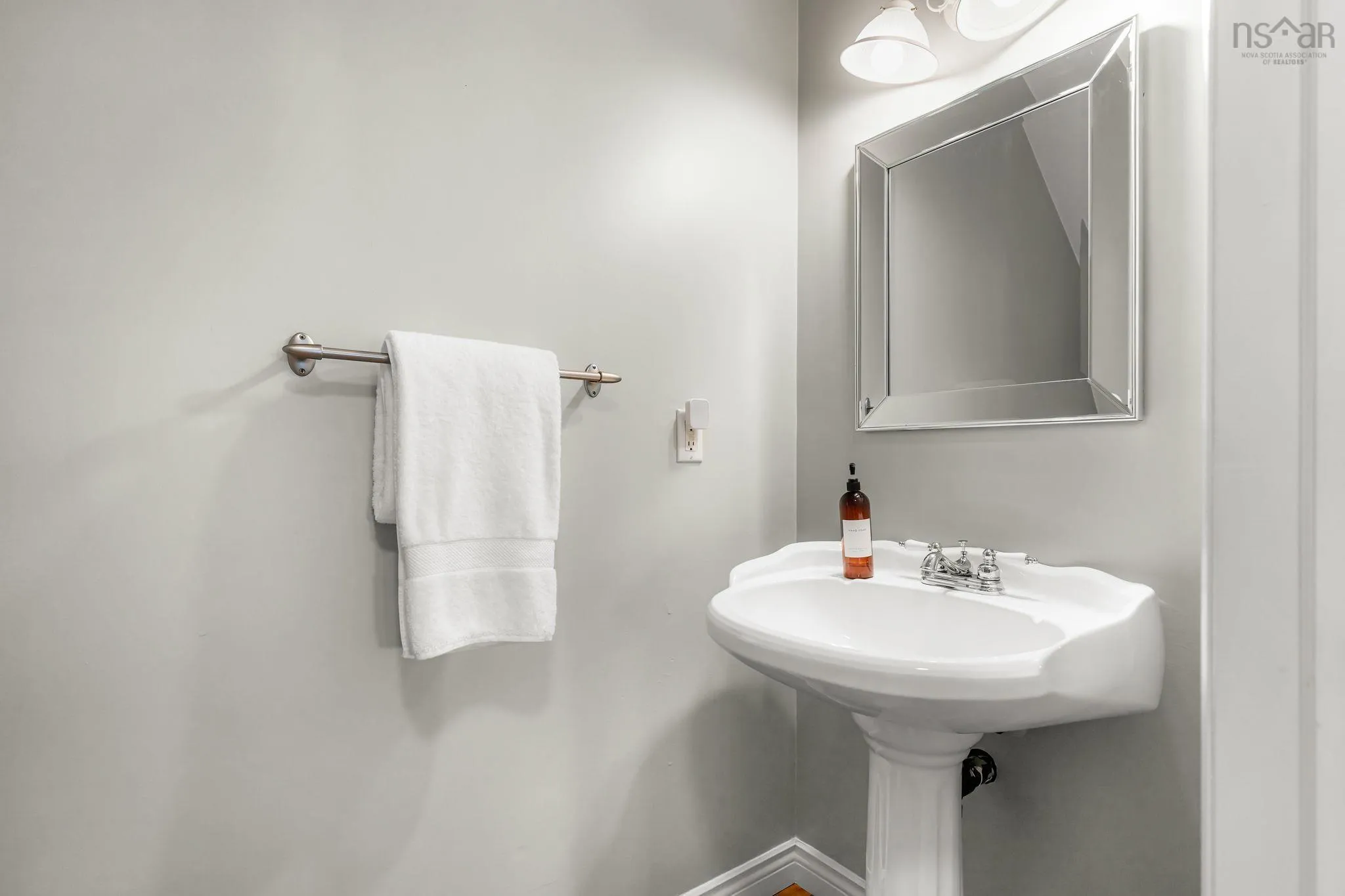 15 Peverill Court, Bedford, NS B4A 4G4, 3 Bedrooms Bedrooms, ,2 BathroomsBathrooms,Residential,For Sale,Peverill,202525058