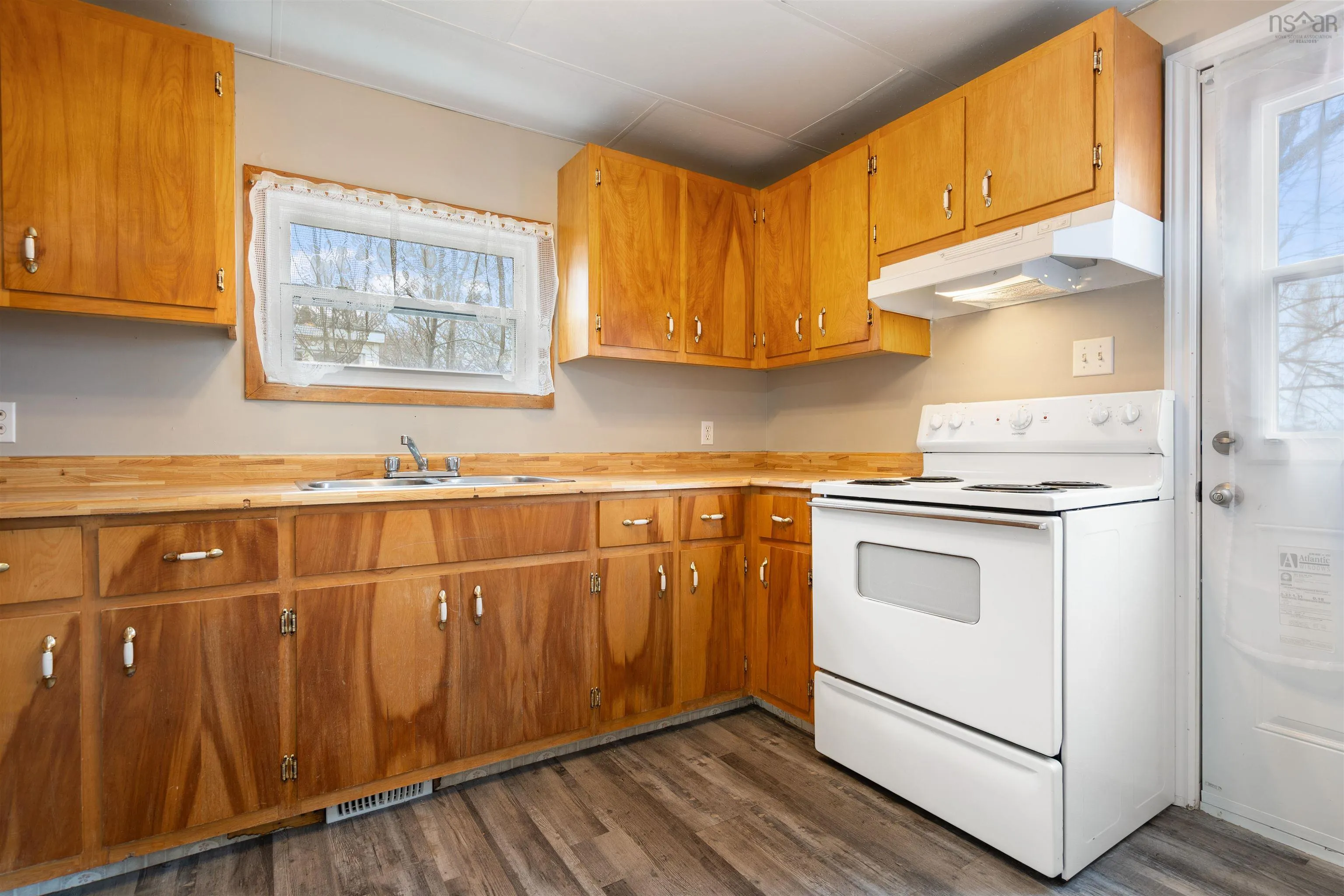 29 North Street, New Glasgow Ns B2h 1c7, 3 Bedrooms Bedrooms, ,2 BathroomsBathrooms,Residential,For Sale,North,202508157
