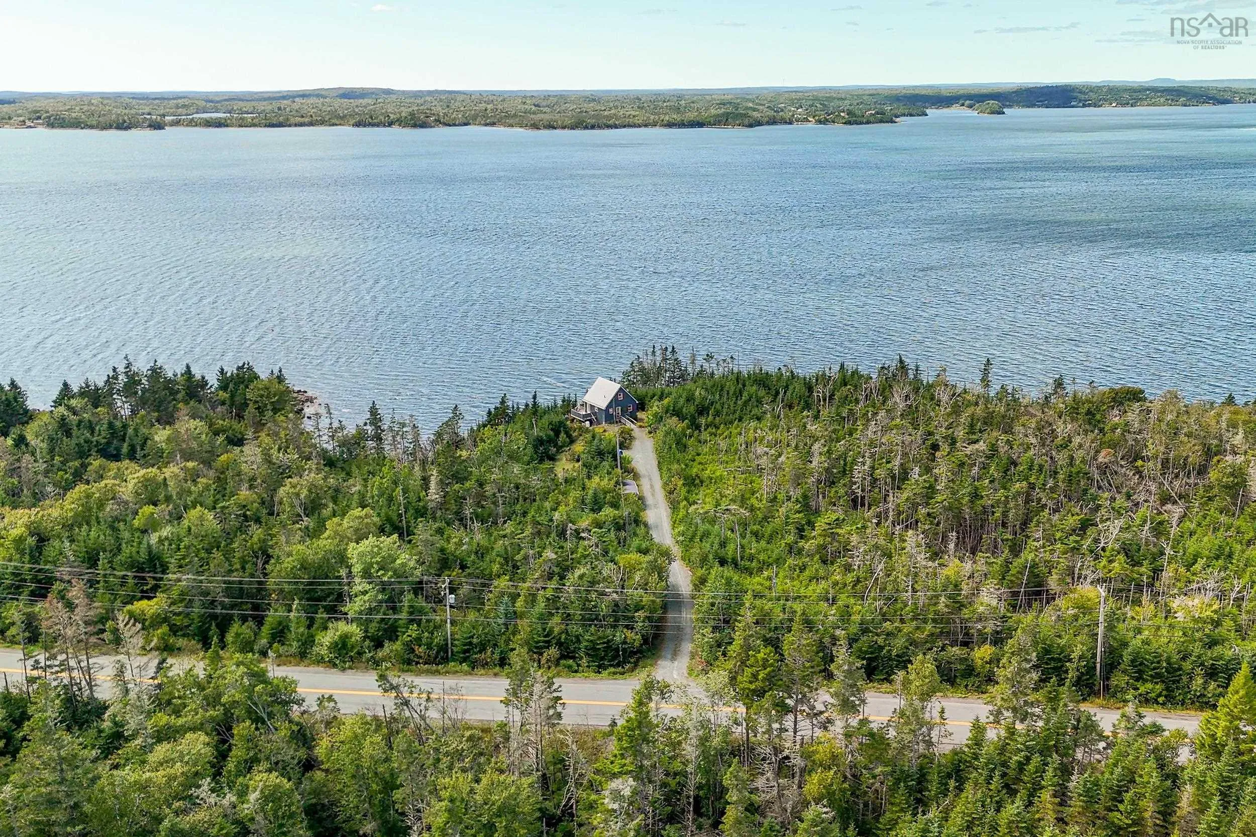860 East Jeddore Road, East Jeddore, NS B0J 2L0, 3 Bedrooms Bedrooms, ,1 BathroomBathrooms,Residential,For Sale,East Jeddore,202523369