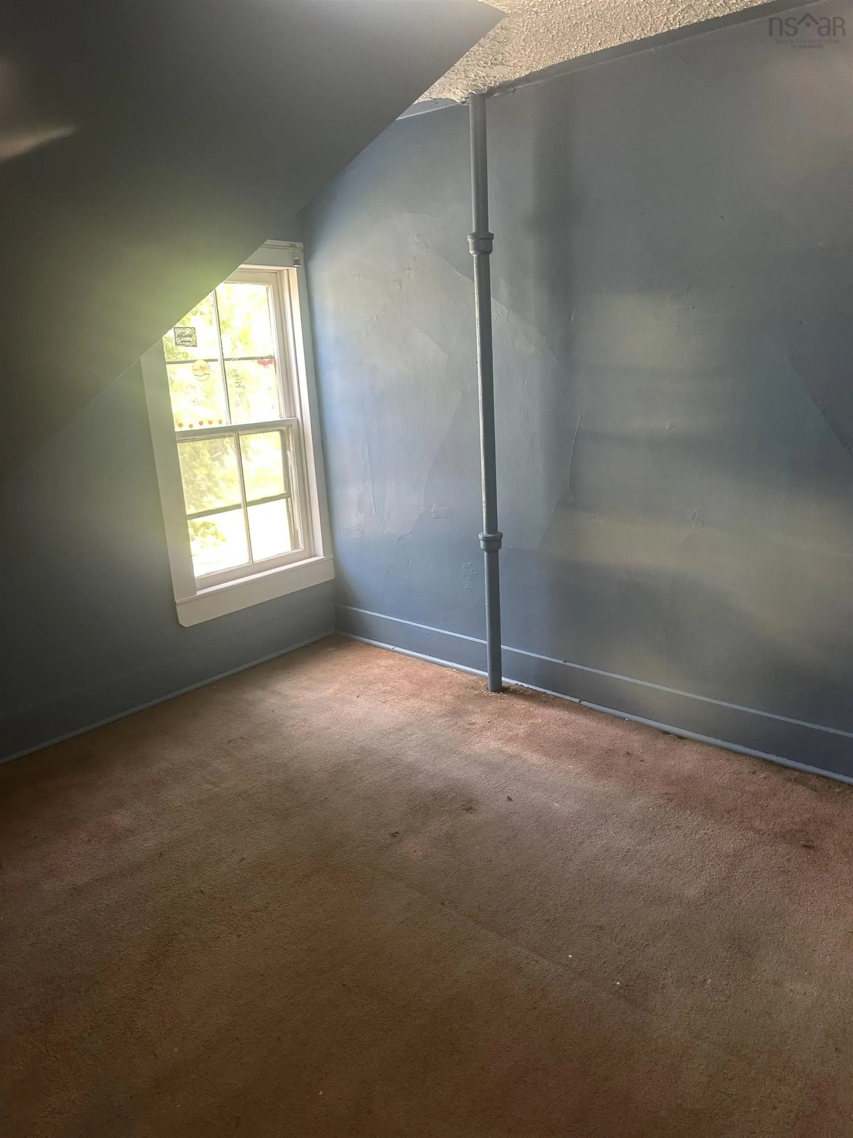 194 Victoria Road, Sydney, NS B1P 2V6, 3 Bedrooms Bedrooms, ,1 BathroomBathrooms,Residential,For Sale,Victoria,202521344