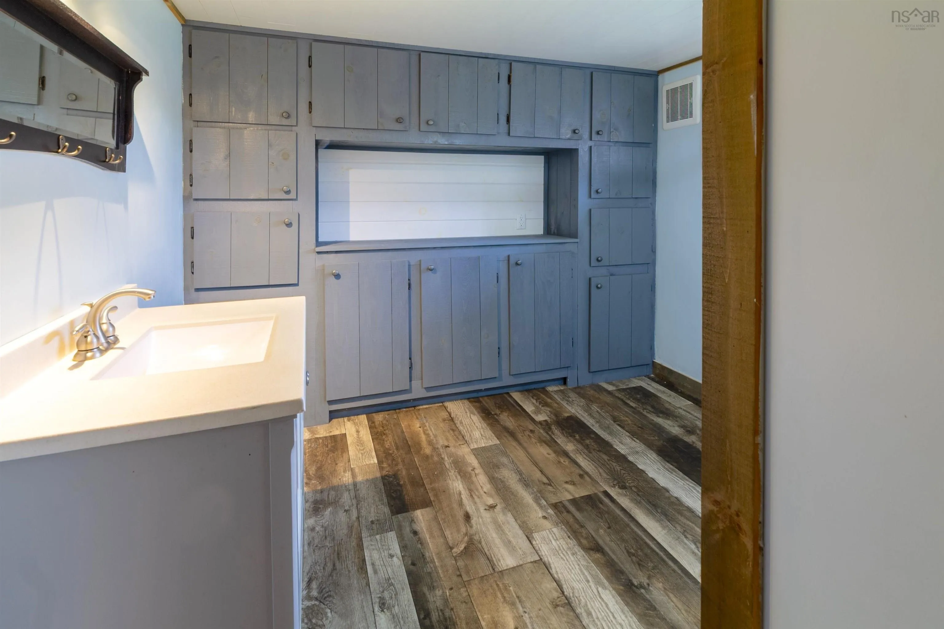 352 Bear Point Road, Bear Point Ns B0w 3b0, 4 Bedrooms Bedrooms, ,1 BathroomBathrooms,Residential,For Sale,Bear Point,202510152