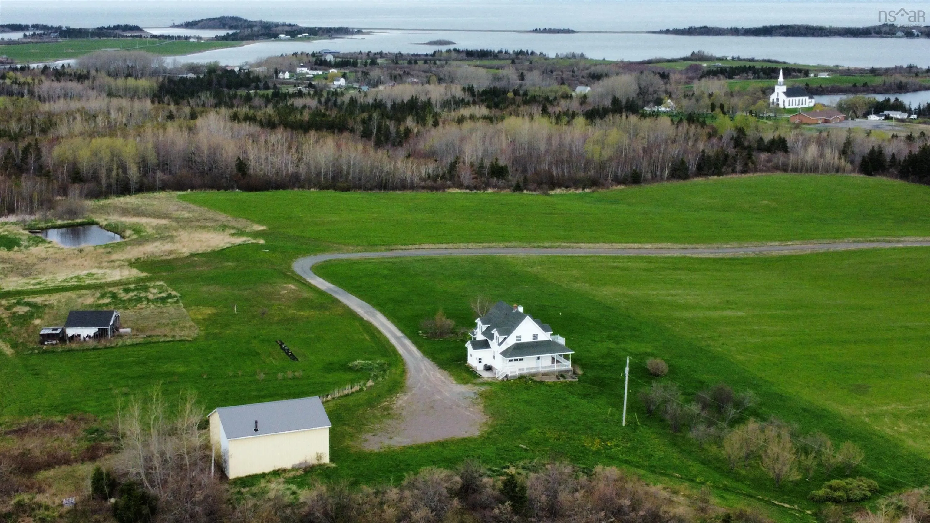 9802 4 Highway, Tracadie Ns B0h 1w0, 3 Bedrooms Bedrooms, ,3 BathroomsBathrooms,Residential,For Sale,4,202507707