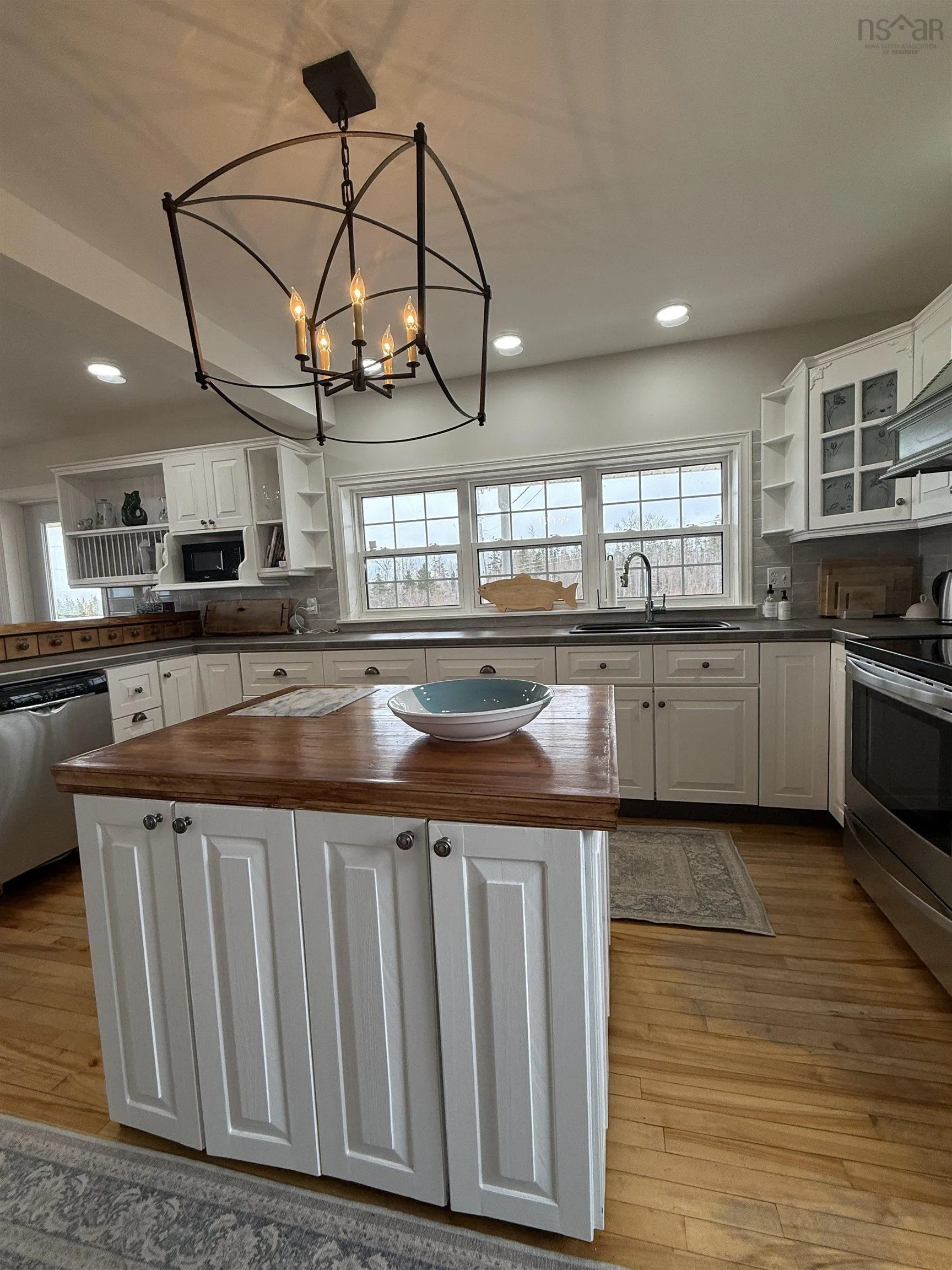 9802 4 Highway, Tracadie Ns B0h 1w0, 3 Bedrooms Bedrooms, ,3 BathroomsBathrooms,Residential,For Sale,4,202507707