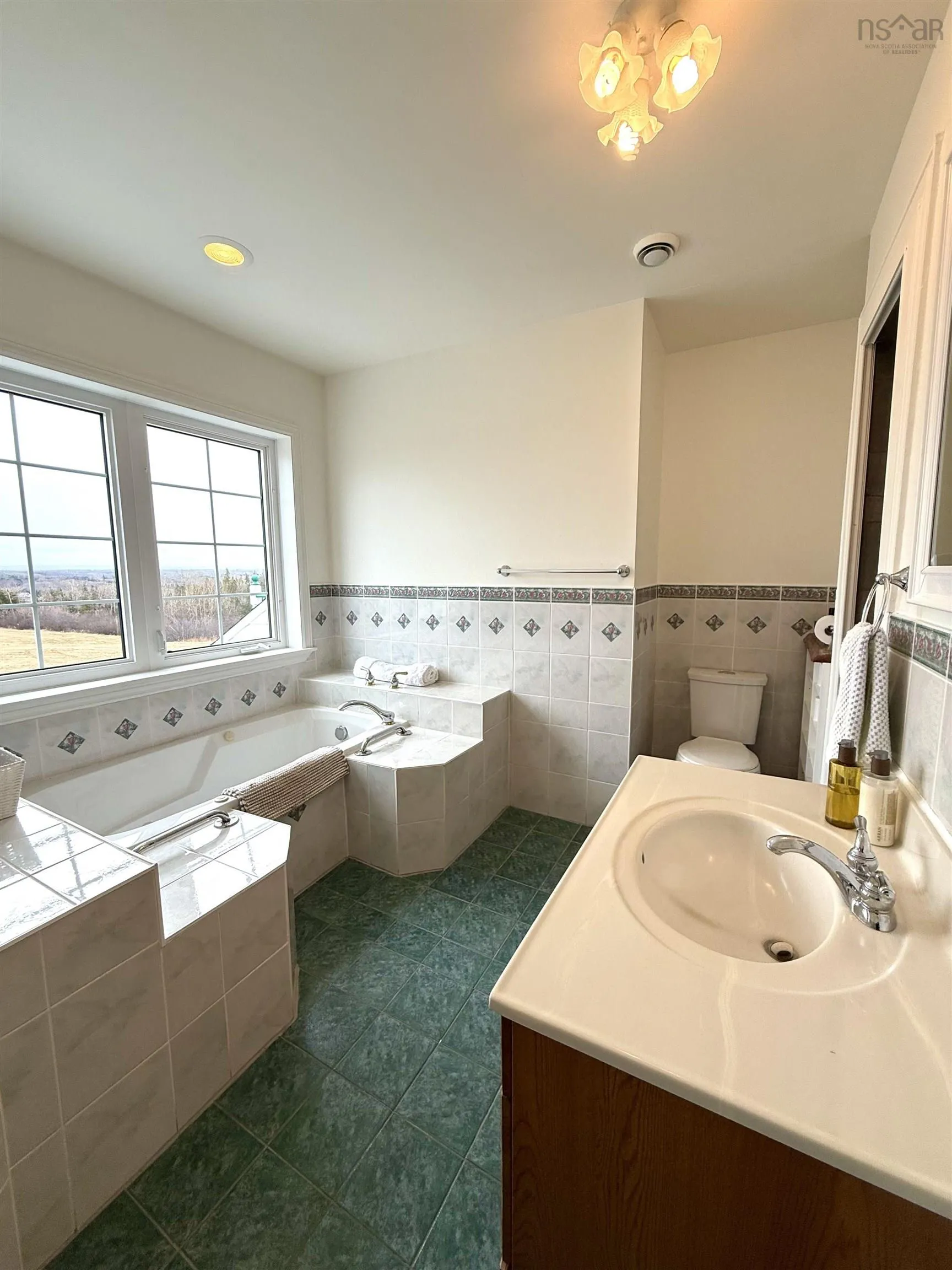 9802 4 Highway, Tracadie Ns B0h 1w0, 3 Bedrooms Bedrooms, ,3 BathroomsBathrooms,Residential,For Sale,4,202507707