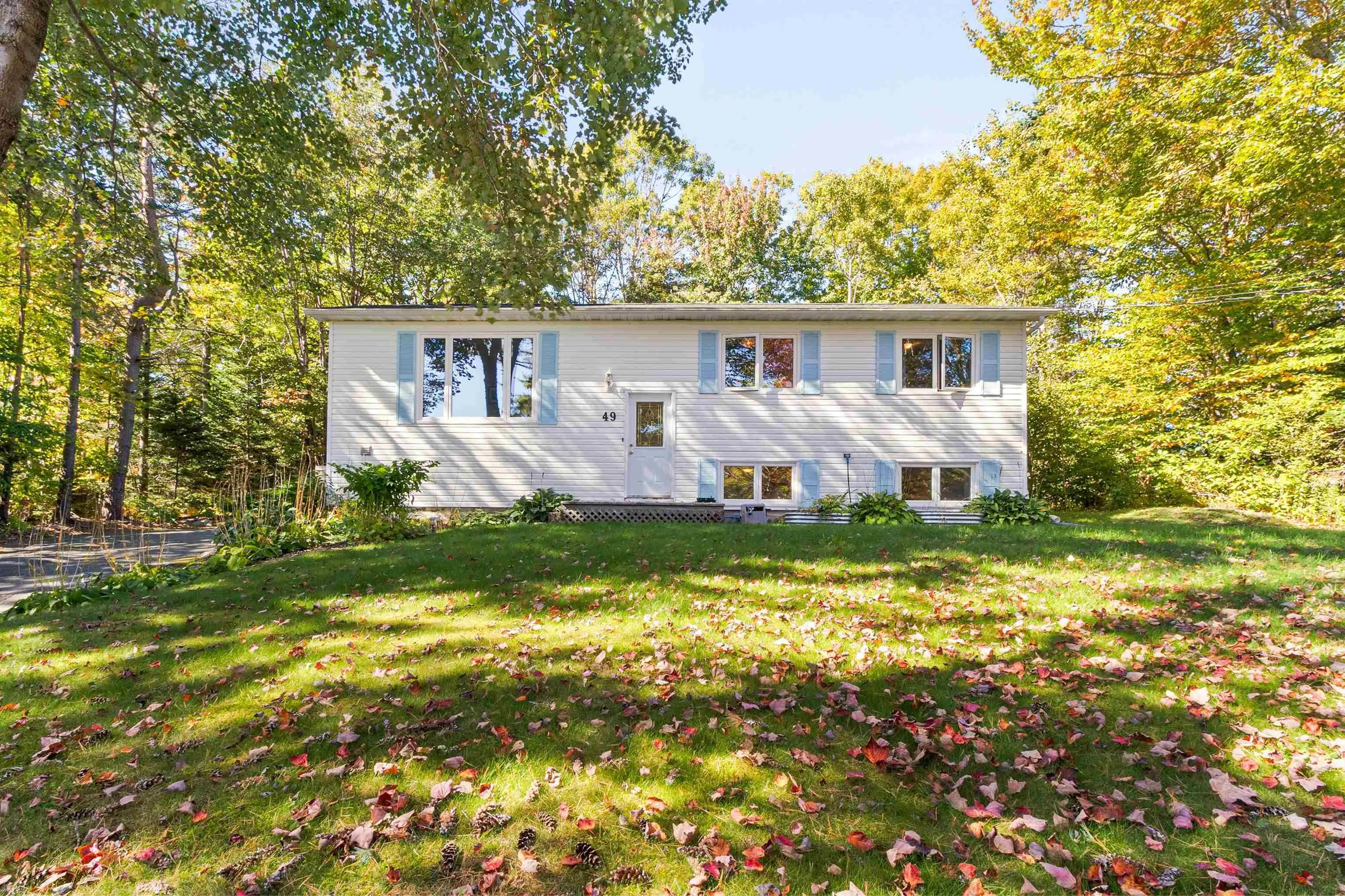 49 Pinetree Crescent, Hammonds Plains, NS B3Z 1K4, 5 Bedrooms Bedrooms, ,2 BathroomsBathrooms,Residential,For Sale,Pinetree,202524928