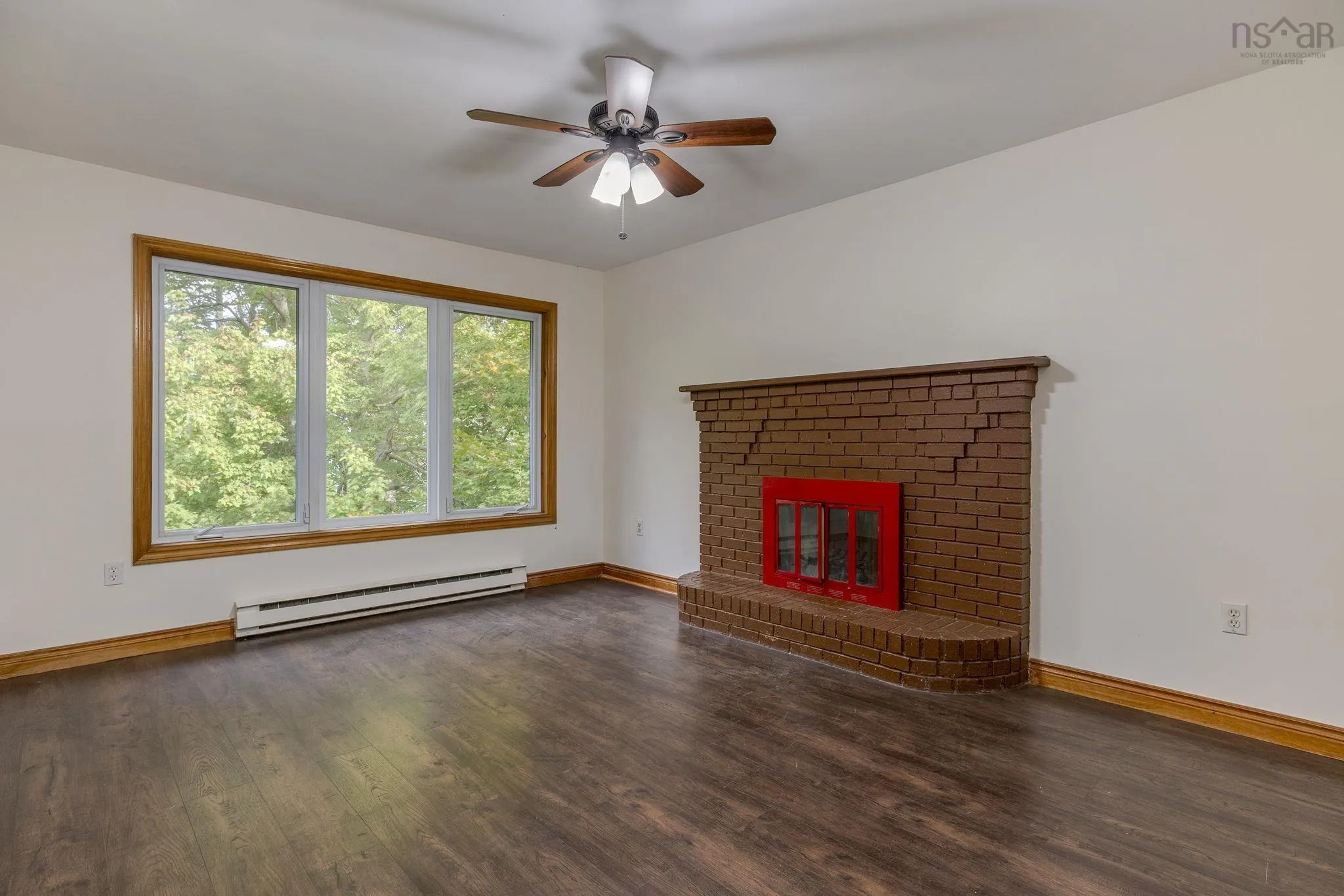 6 Amberwood Court, Halifax, NS B3M 3X7, 6 Bedrooms Bedrooms, ,4 BathroomsBathrooms,Residential,For Sale,Amberwood,202525610