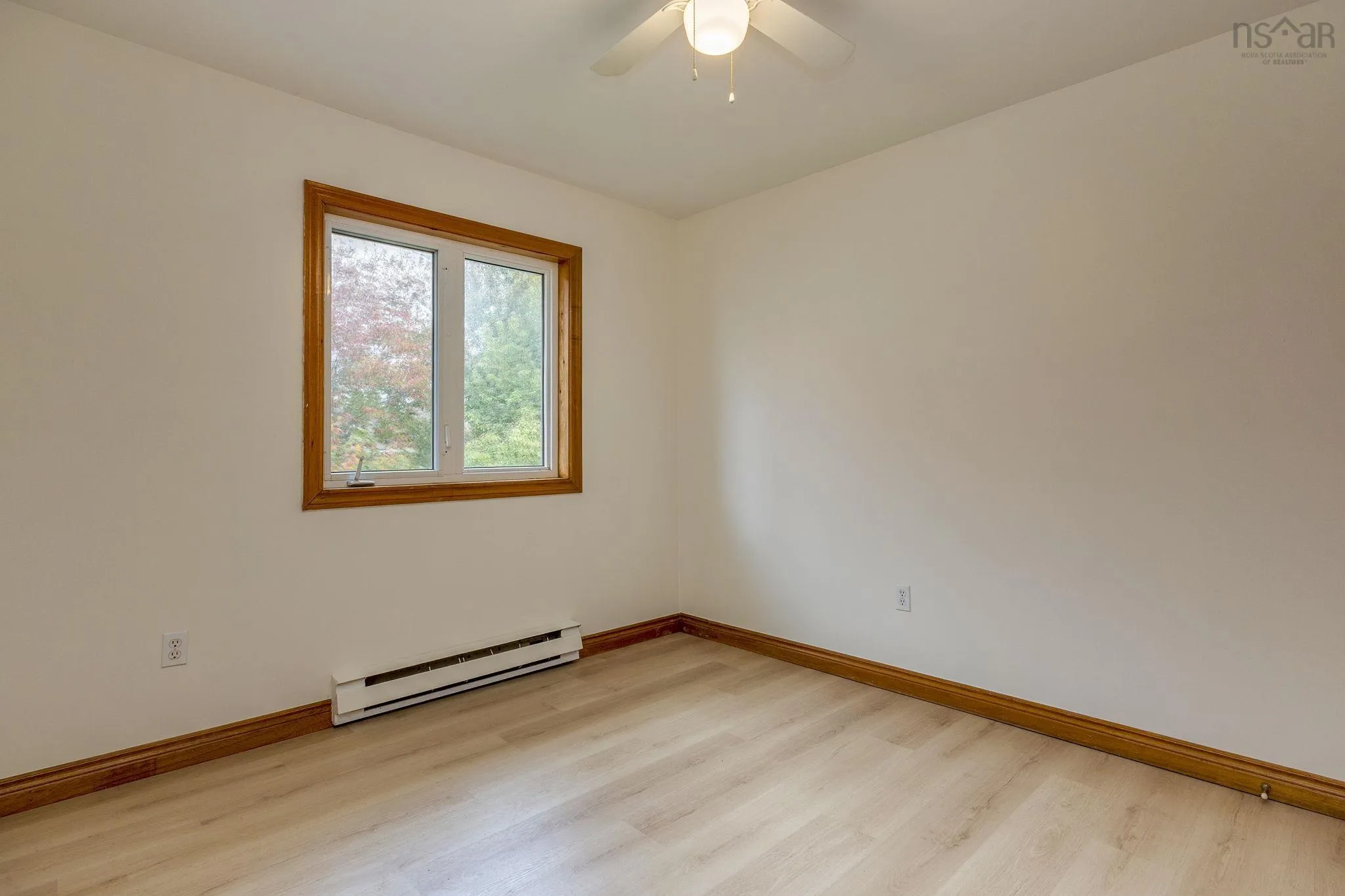 6 Amberwood Court, Halifax, NS B3M 3X7, 6 Bedrooms Bedrooms, ,4 BathroomsBathrooms,Residential,For Sale,Amberwood,202525610