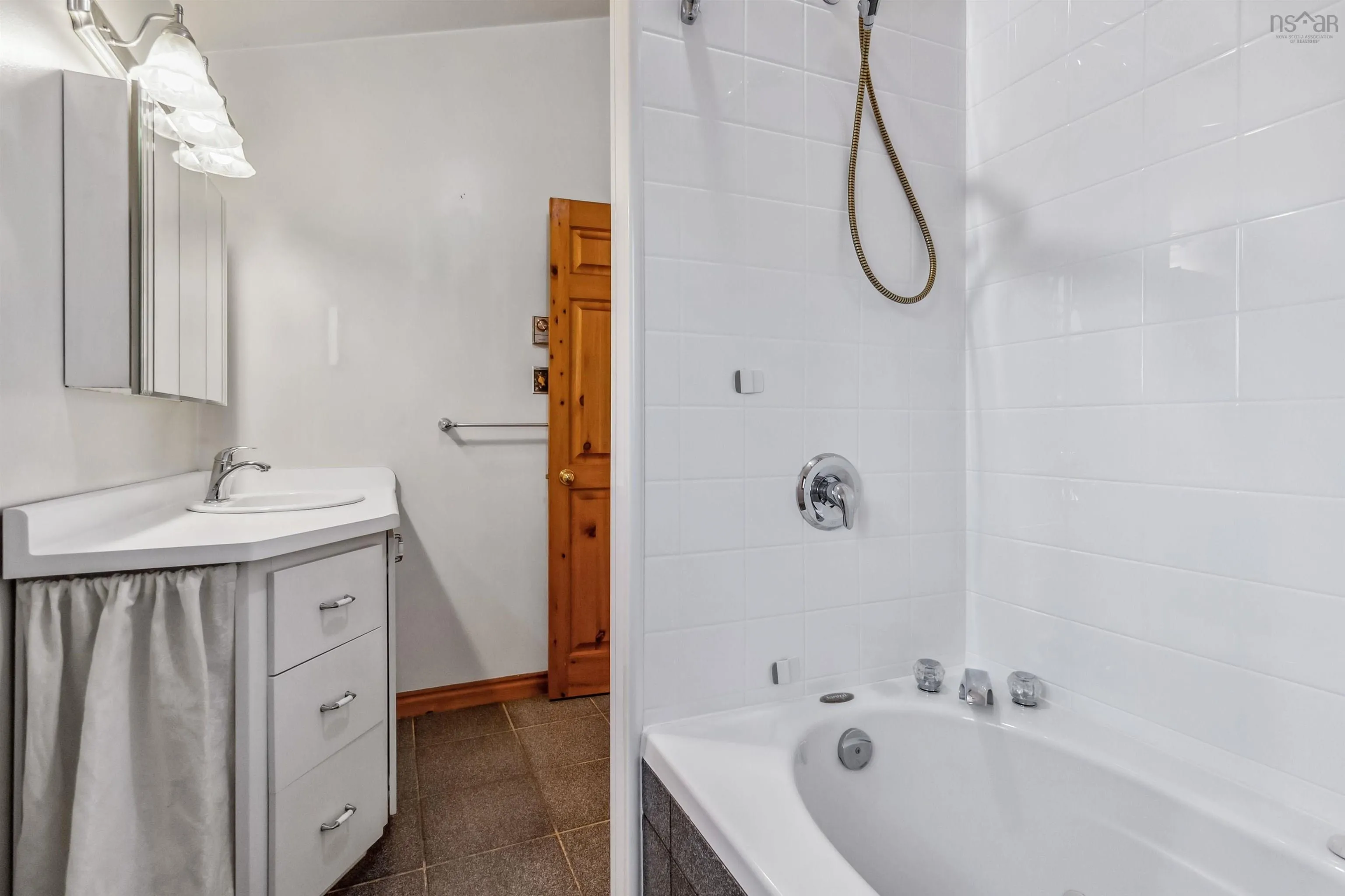 78 Eagle Head Wharf Road, Eagle Head, NS B0J 1H0, 3 Bedrooms Bedrooms, ,3 BathroomsBathrooms,Residential,For Sale,Eagle Head Wharf,202518844