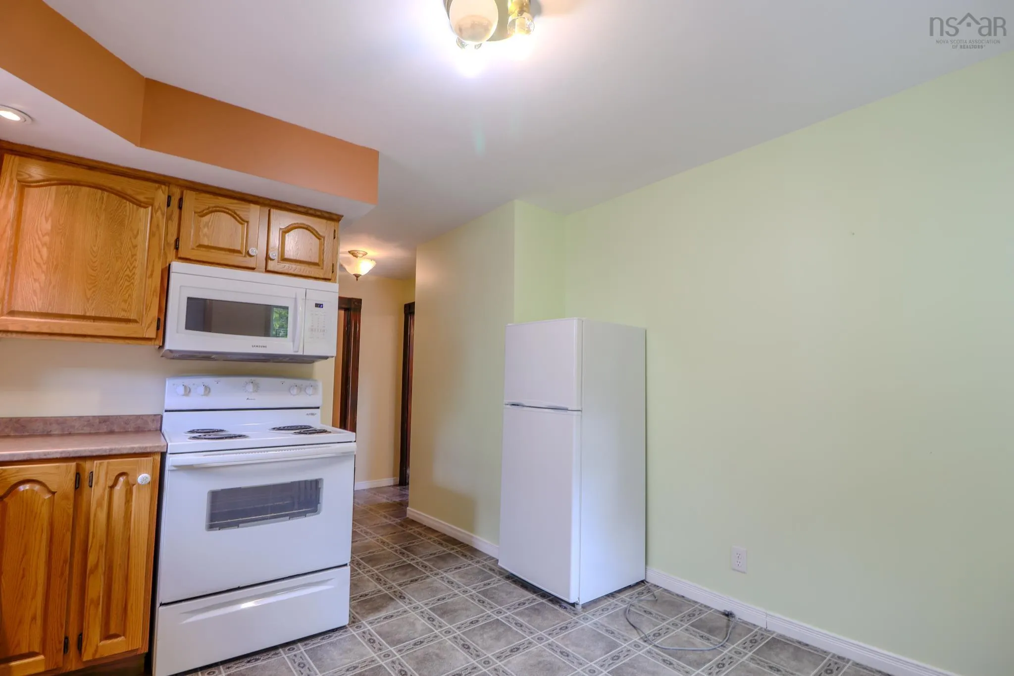 512 Charlotte Street, Sydney, NS B1P 1E7, 4 Bedrooms Bedrooms, ,2 BathroomsBathrooms,Residential,For Sale,Charlotte,202523371
