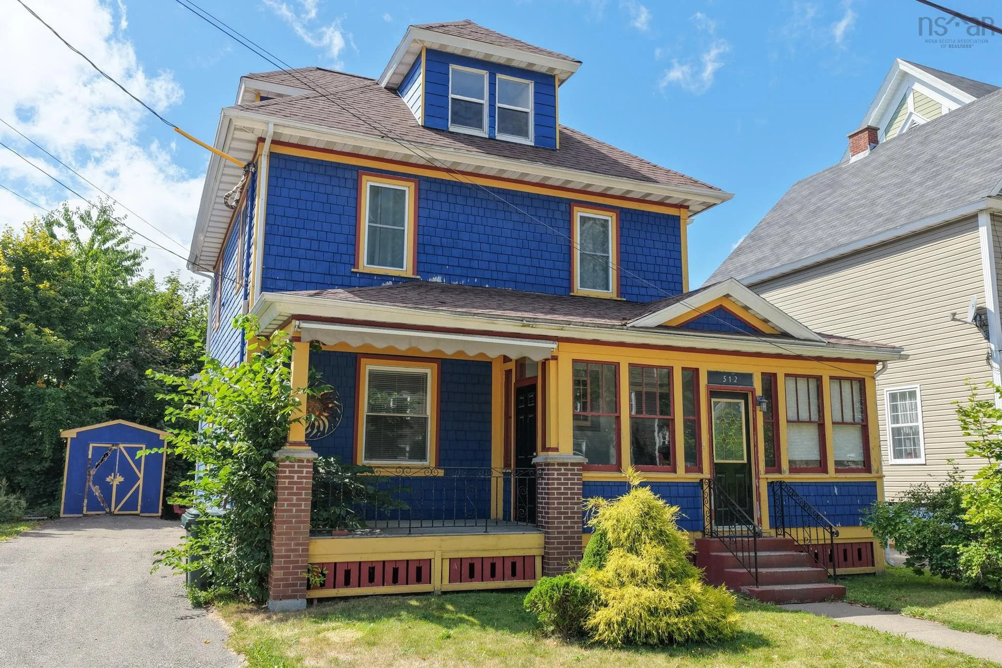 512 Charlotte Street, Sydney, NS B1P 1E7, 4 Bedrooms Bedrooms, ,2 BathroomsBathrooms,Residential,For Sale,Charlotte,202523371