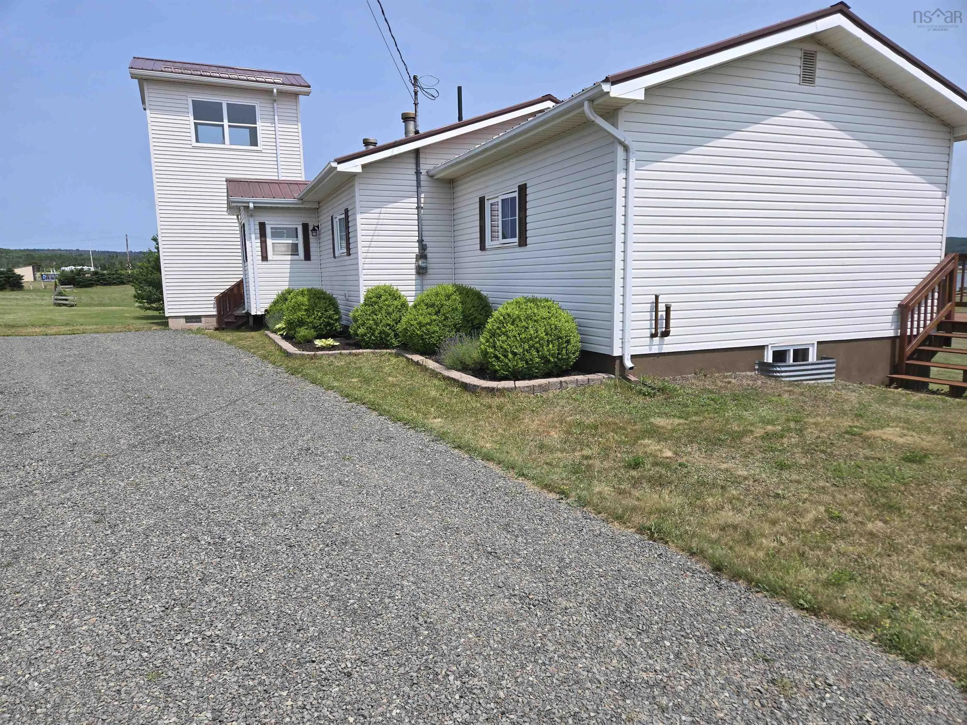 21 North River Lane, Lower Five Islands, NS B0M 1N0, 4 Bedrooms Bedrooms, ,2 BathroomsBathrooms,Residential,For Sale,North River,202517699