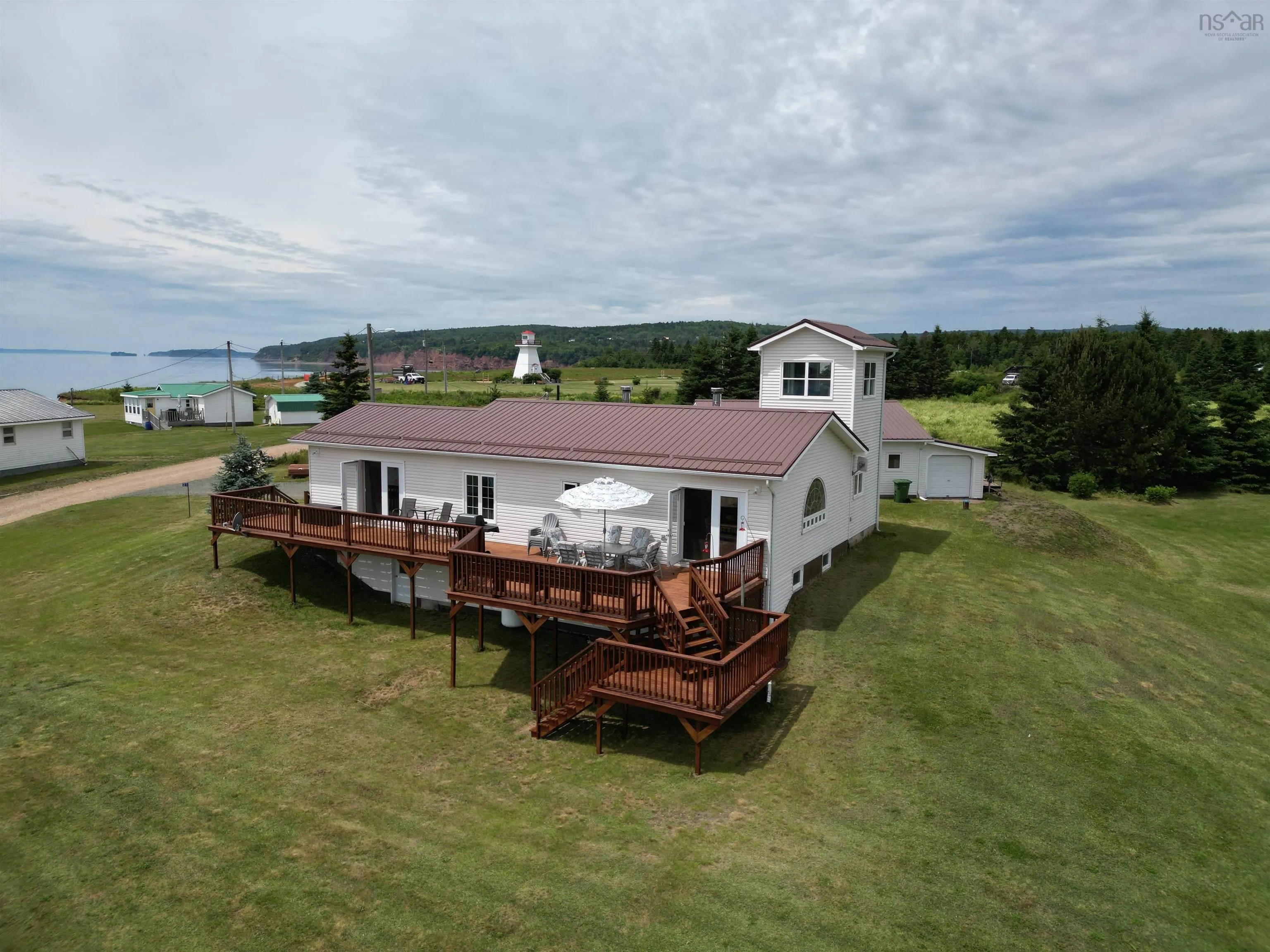 21 North River Lane, Lower Five Islands, NS B0M 1N0, 4 Bedrooms Bedrooms, ,2 BathroomsBathrooms,Residential,For Sale,North River,202517699