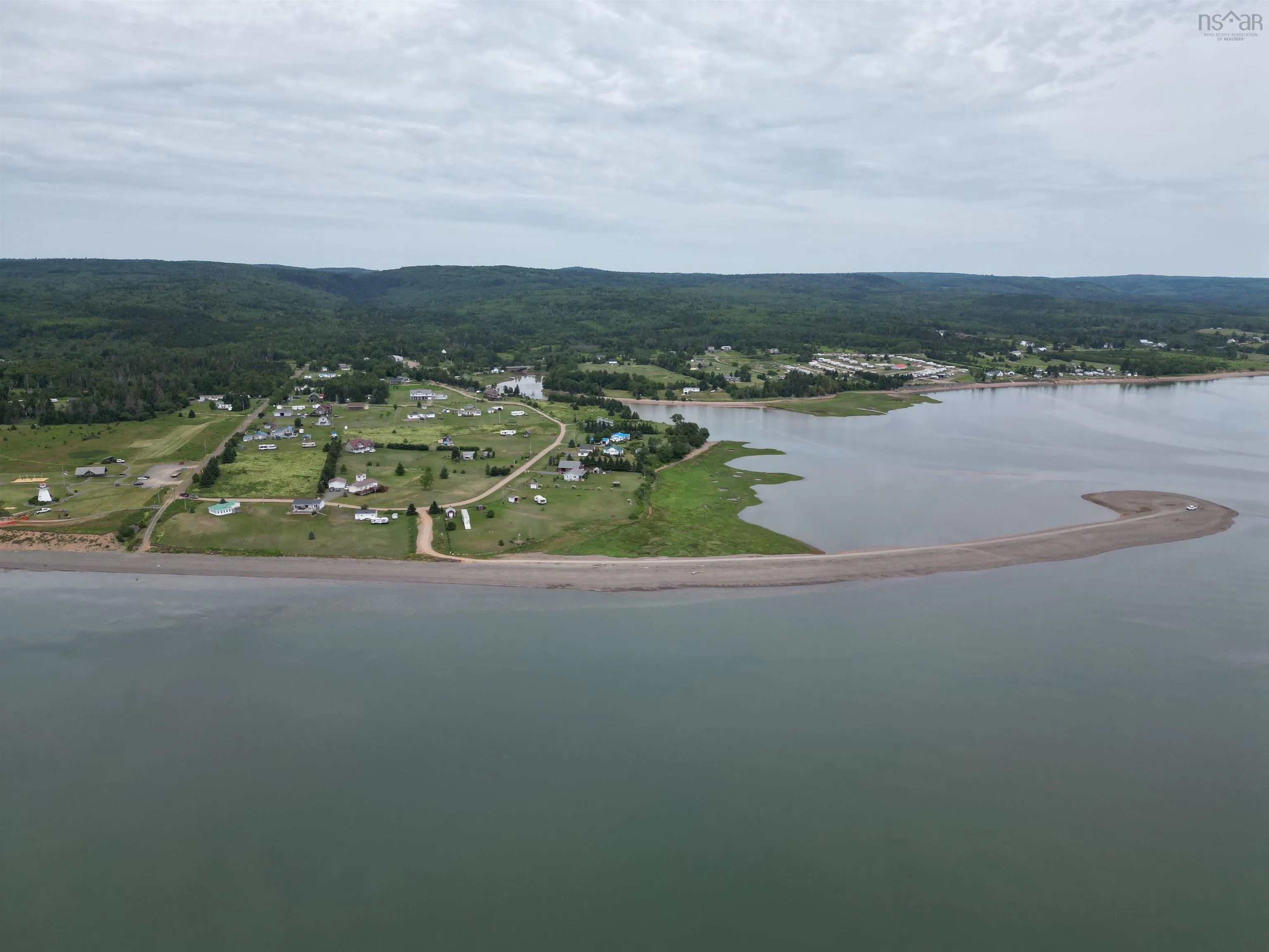 21 North River Lane, Lower Five Islands, NS B0M 1N0, 4 Bedrooms Bedrooms, ,2 BathroomsBathrooms,Residential,For Sale,North River,202517699
