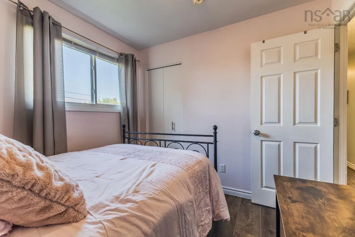 14 Clover Dr, Bible Hill, NS B2N 5P3, 5 Bedrooms Bedrooms, ,Residential Income,For Sale,Clover Dr,202523373