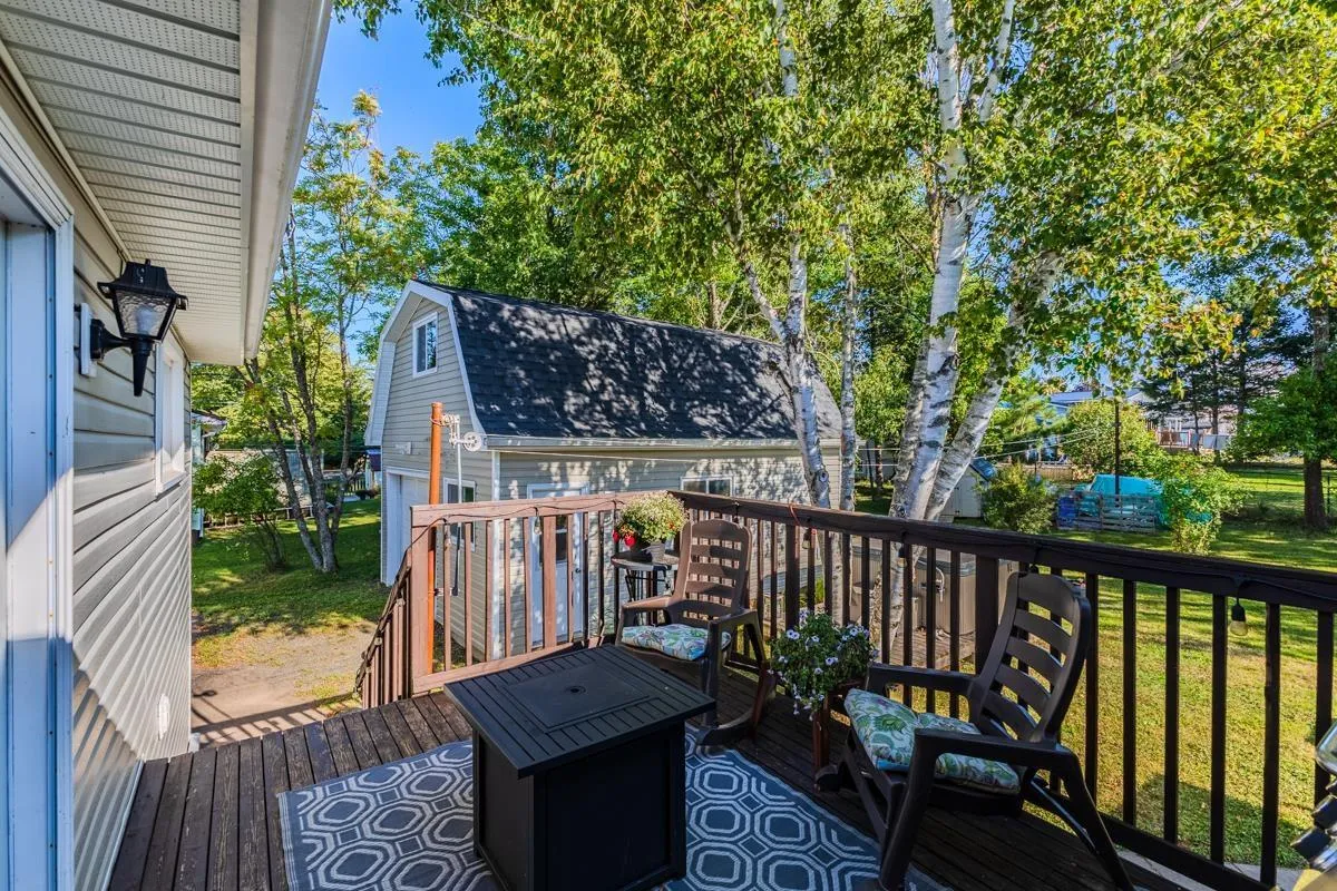 14 Clover Dr, Bible Hill, NS B2N 5P3, 5 Bedrooms Bedrooms, ,Residential Income,For Sale,Clover Dr,202523373
