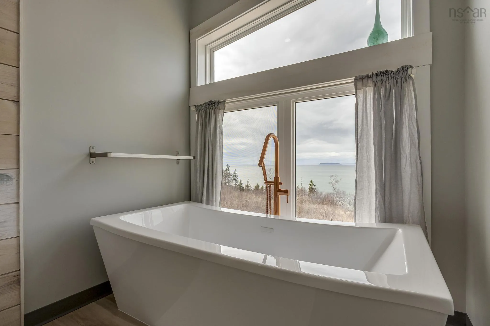 83/85 Russia Road, Harbourville, NS B0P 1E0, 3 Bedrooms Bedrooms, ,4 BathroomsBathrooms,Residential,For Sale,Russia Road,202511308
