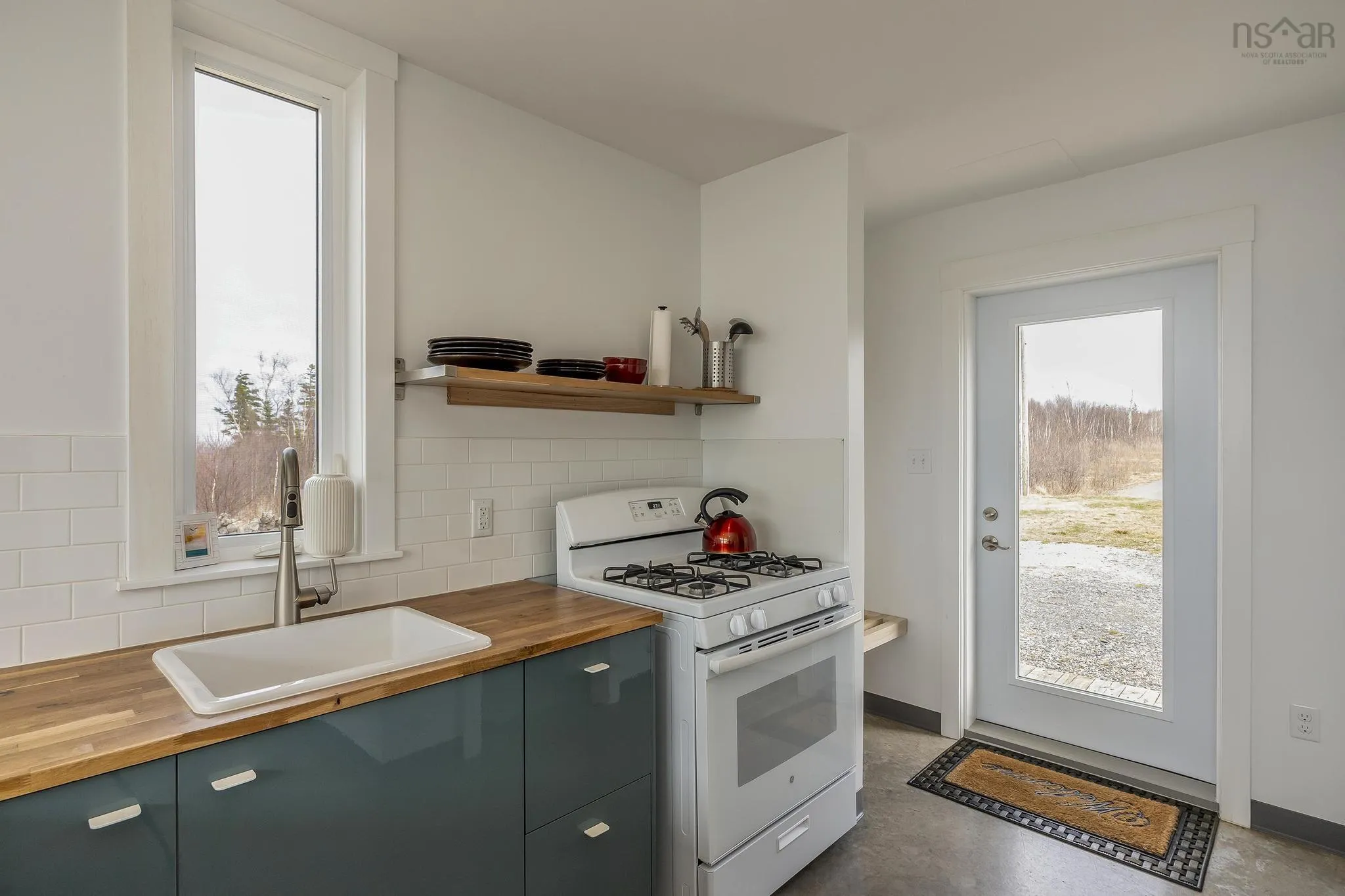 83/85 Russia Road, Harbourville, NS B0P 1E0, 3 Bedrooms Bedrooms, ,4 BathroomsBathrooms,Residential,For Sale,Russia Road,202511308