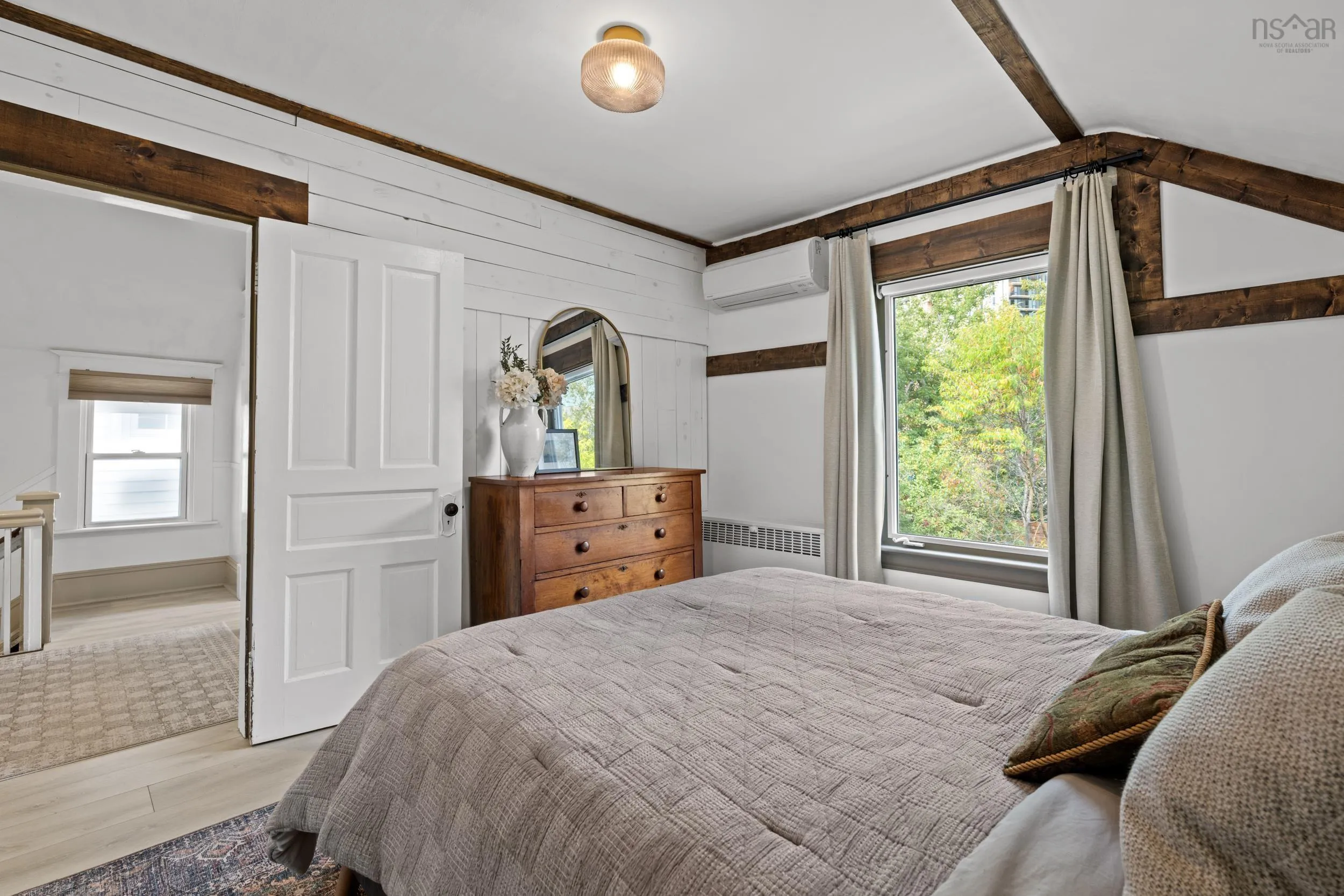 94 Windmill Road, Dartmouth, NS B3A 1C7, 3 Bedrooms Bedrooms, ,1 BathroomBathrooms,Residential,For Sale,Windmill,202521305