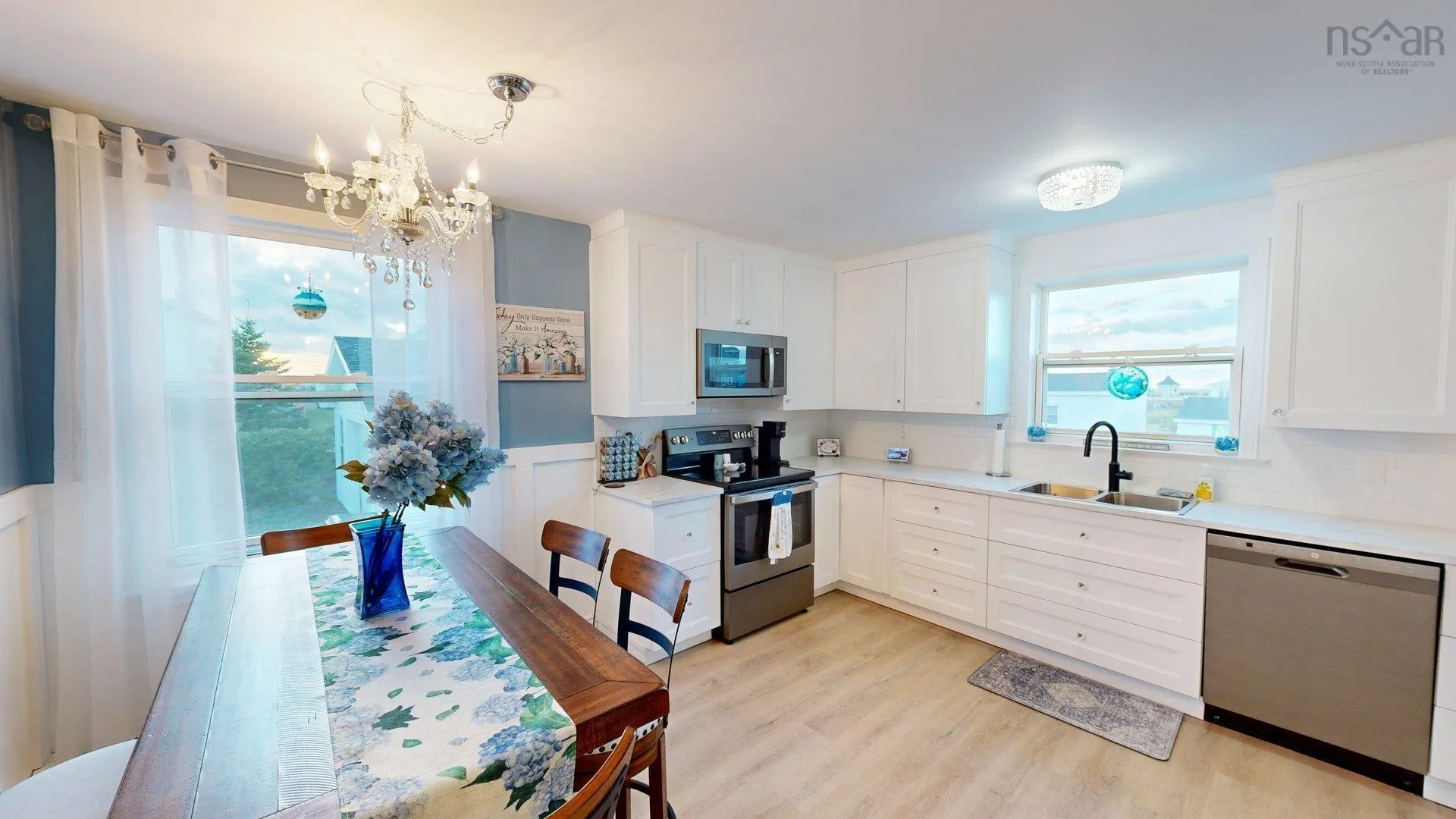 4 Cooling Street, Glace Bay, NS B1A 5R7, 3 Bedrooms Bedrooms, ,2 BathroomsBathrooms,Residential,For Sale,Cooling Street,202522192