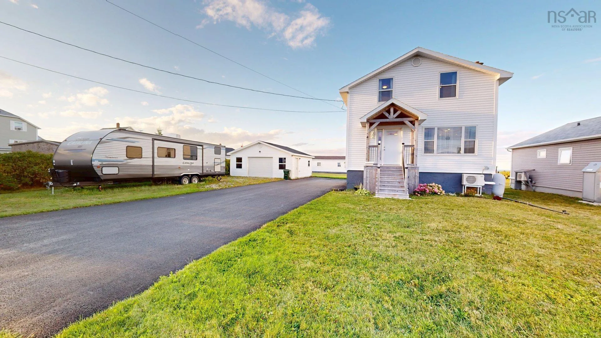 4 Cooling Street, Glace Bay, NS B1A 5R7, 3 Bedrooms Bedrooms, ,2 BathroomsBathrooms,Residential,For Sale,Cooling Street,202522192