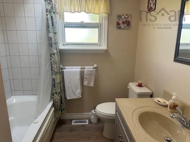 5844 Stellarton Trafalgar Road, Riverton, NS B0K 1S0, 4 Bedrooms Bedrooms, ,3 BathroomsBathrooms,Residential,For Sale,Stellarton Trafalgar,202518380