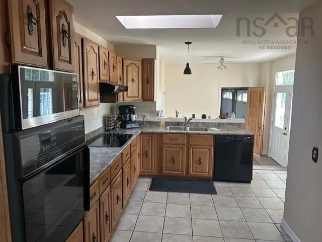 5844 Stellarton Trafalgar Road, Riverton, NS B0K 1S0, 4 Bedrooms Bedrooms, ,3 BathroomsBathrooms,Residential,For Sale,Stellarton Trafalgar,202518380