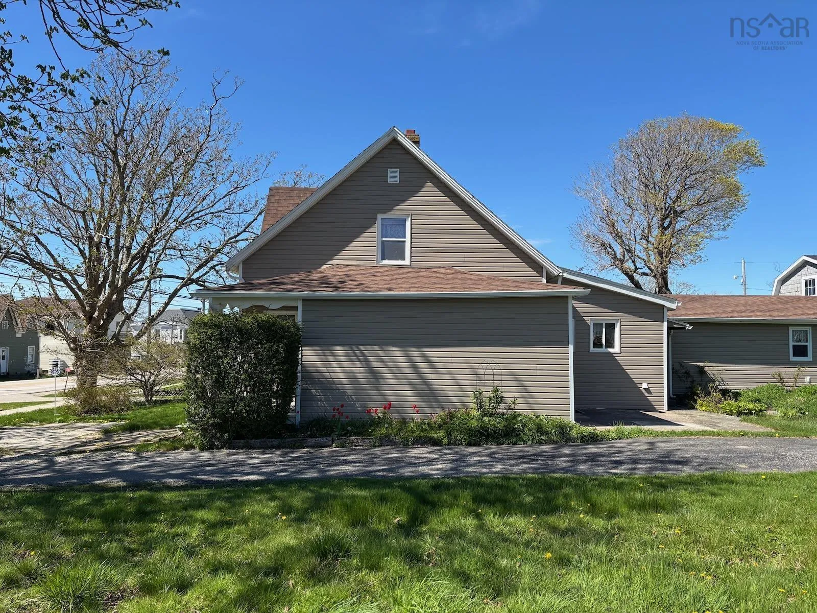 1-3190 Highway 1, Port Maitland, NS B5A 5T3, 5 Bedrooms Bedrooms, ,2 BathroomsBathrooms,Residential,For Sale,Highway 1,202511092