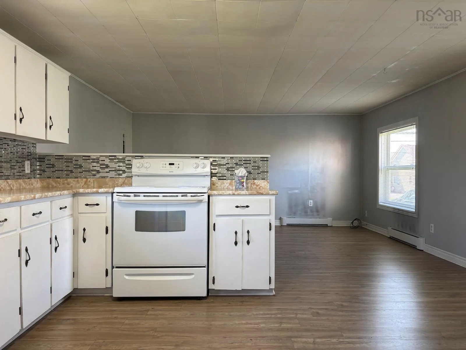 1-3190 Highway 1, Port Maitland, NS B5A 5T3, 5 Bedrooms Bedrooms, ,2 BathroomsBathrooms,Residential,For Sale,Highway 1,202511092