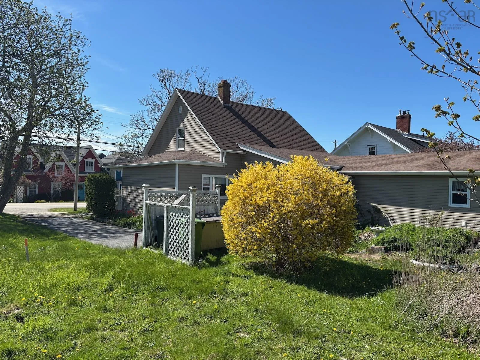 1-3190 Highway 1, Port Maitland, NS B5A 5T3, 5 Bedrooms Bedrooms, ,2 BathroomsBathrooms,Residential,For Sale,Highway 1,202511092