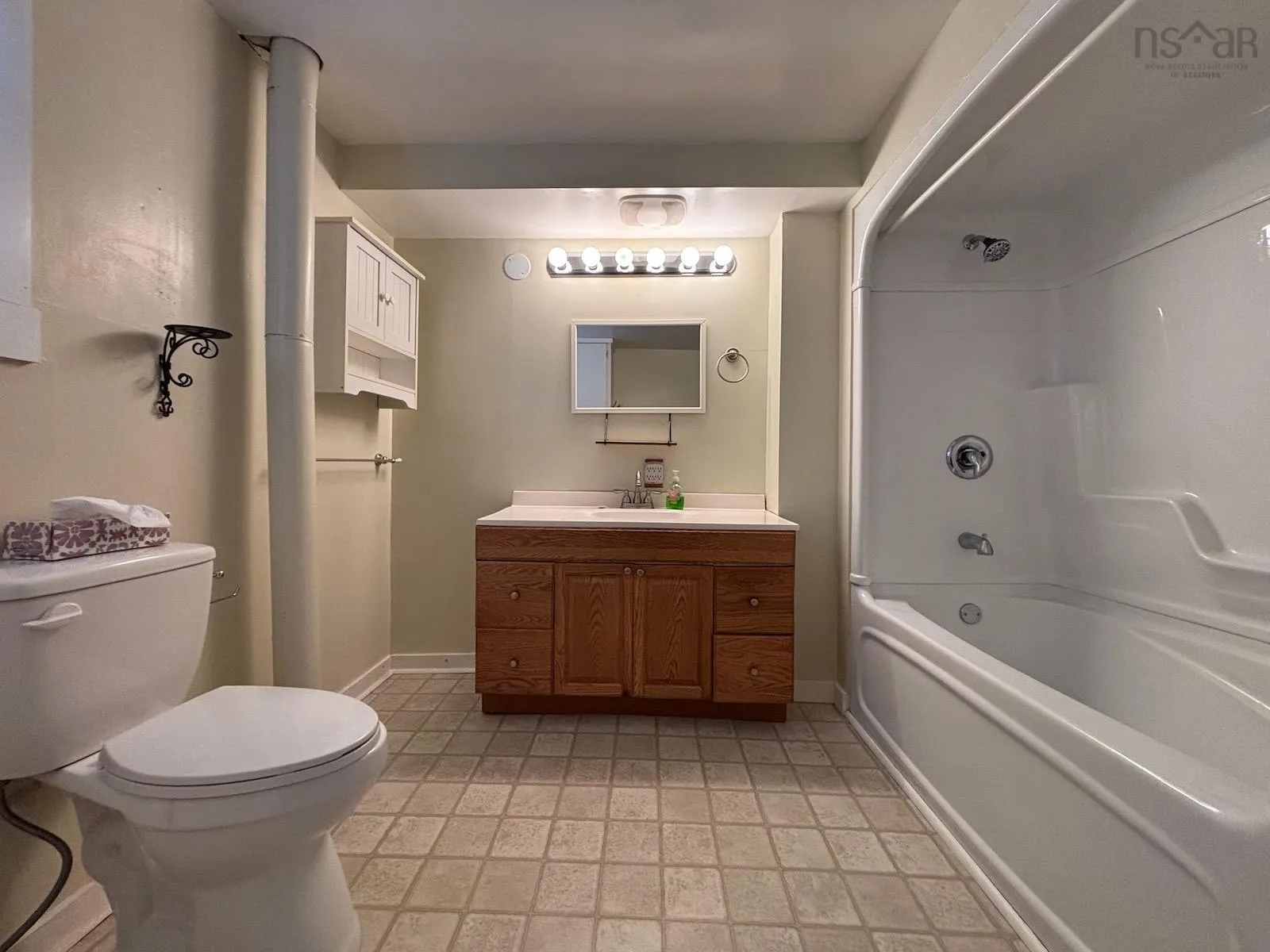 1-3190 Highway 1, Port Maitland, NS B5A 5T3, 5 Bedrooms Bedrooms, ,2 BathroomsBathrooms,Residential,For Sale,Highway 1,202511092